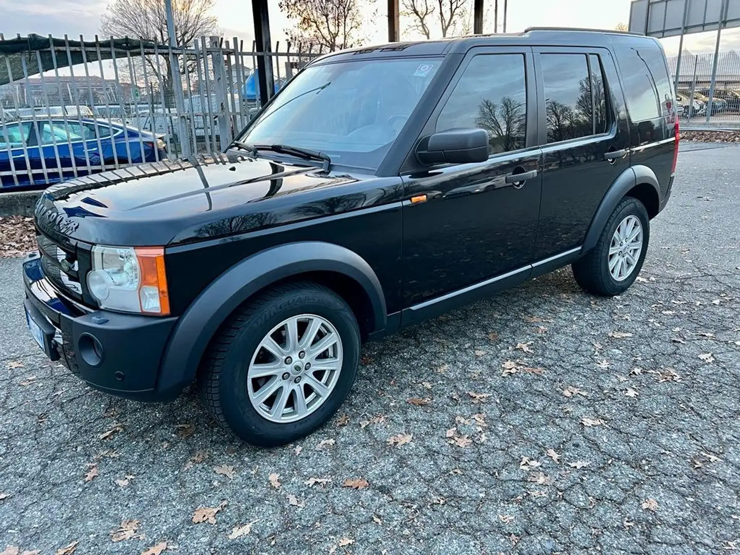 Land Rover Discovery Discovery 2.7 tdV6 HSE *MOTORE NUOVO* Negro - 2