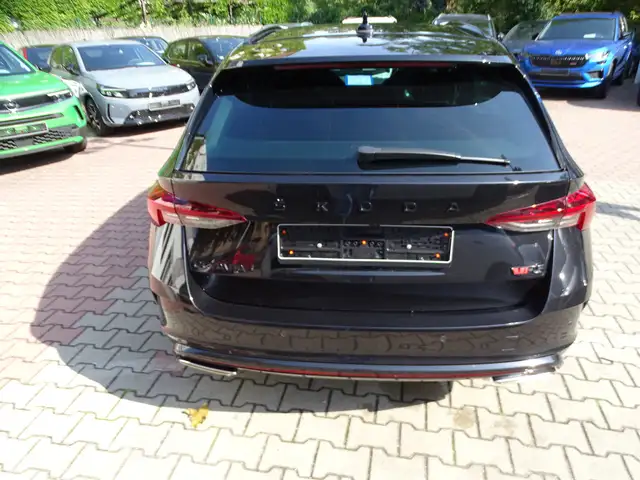 Skoda Octavia view 6