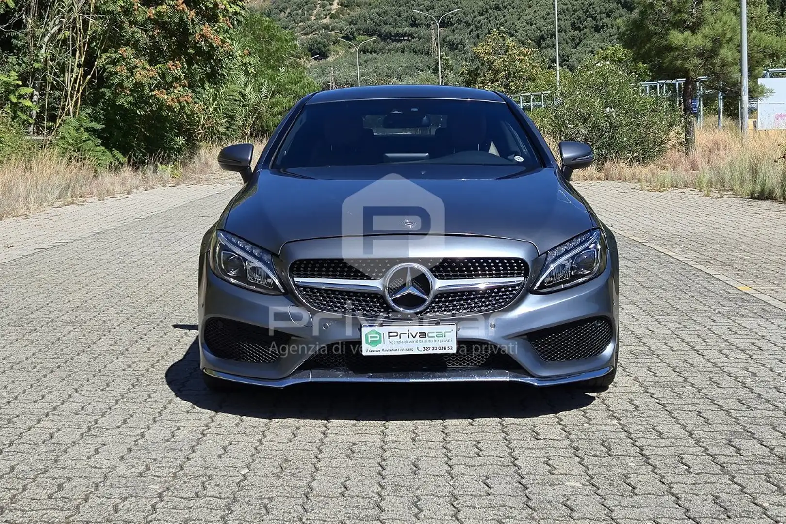Mercedes-Benz C 220 C 220 d Coupé Premium Plus Silber - 2