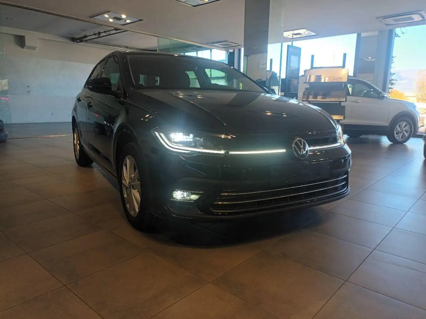 Volkswagen Polo 1.0 TSI Style Nero - 1