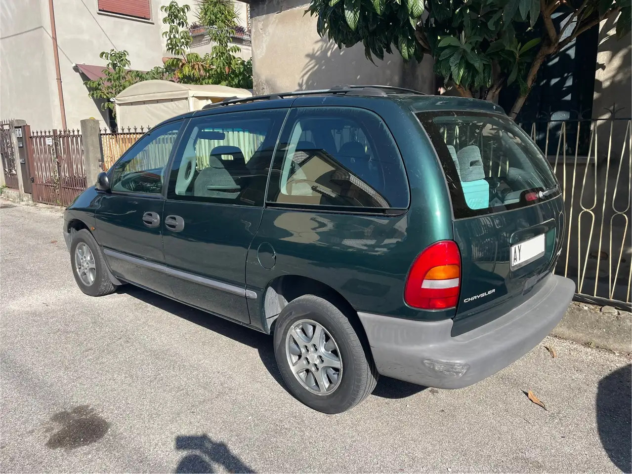 Chrysler Voyager 2.0 16v SE, foto 2