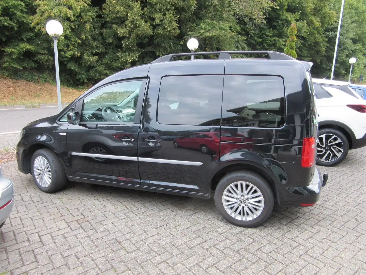 Volkswagen Caddy PKW Trendline BMT Schwarz - 2