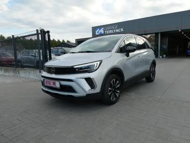 Opel Crossland 1.2 i benzine 110pk Business Luxe '24 35000km (01048)