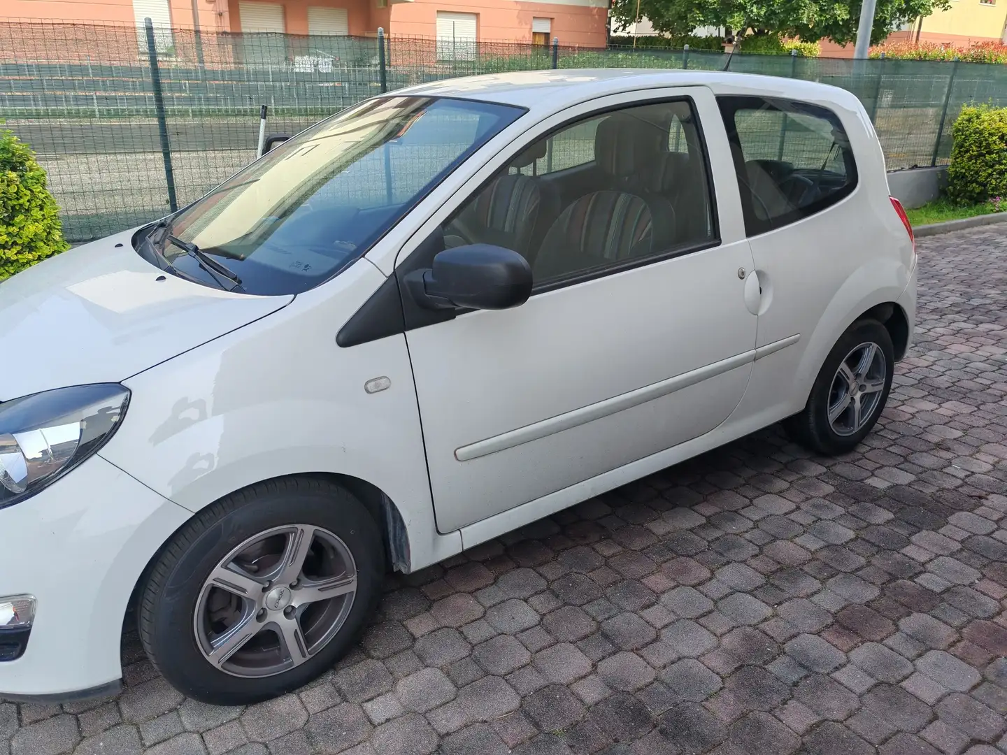 Renault Twingo 1.2 Live 75cv - 2