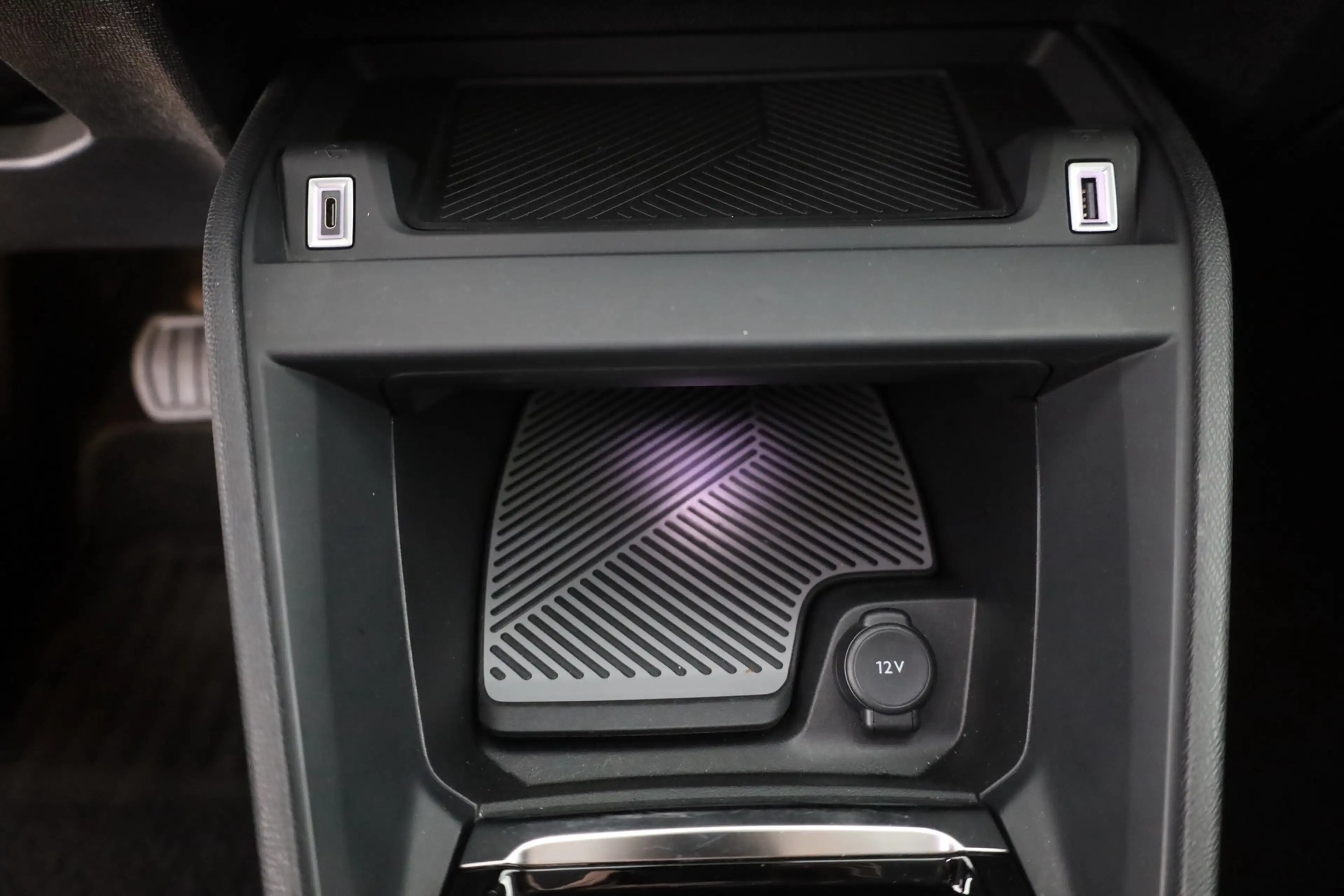 Citroen C4 1.2 PureTech Max LED Navi Tempomat Kamera — photo 14