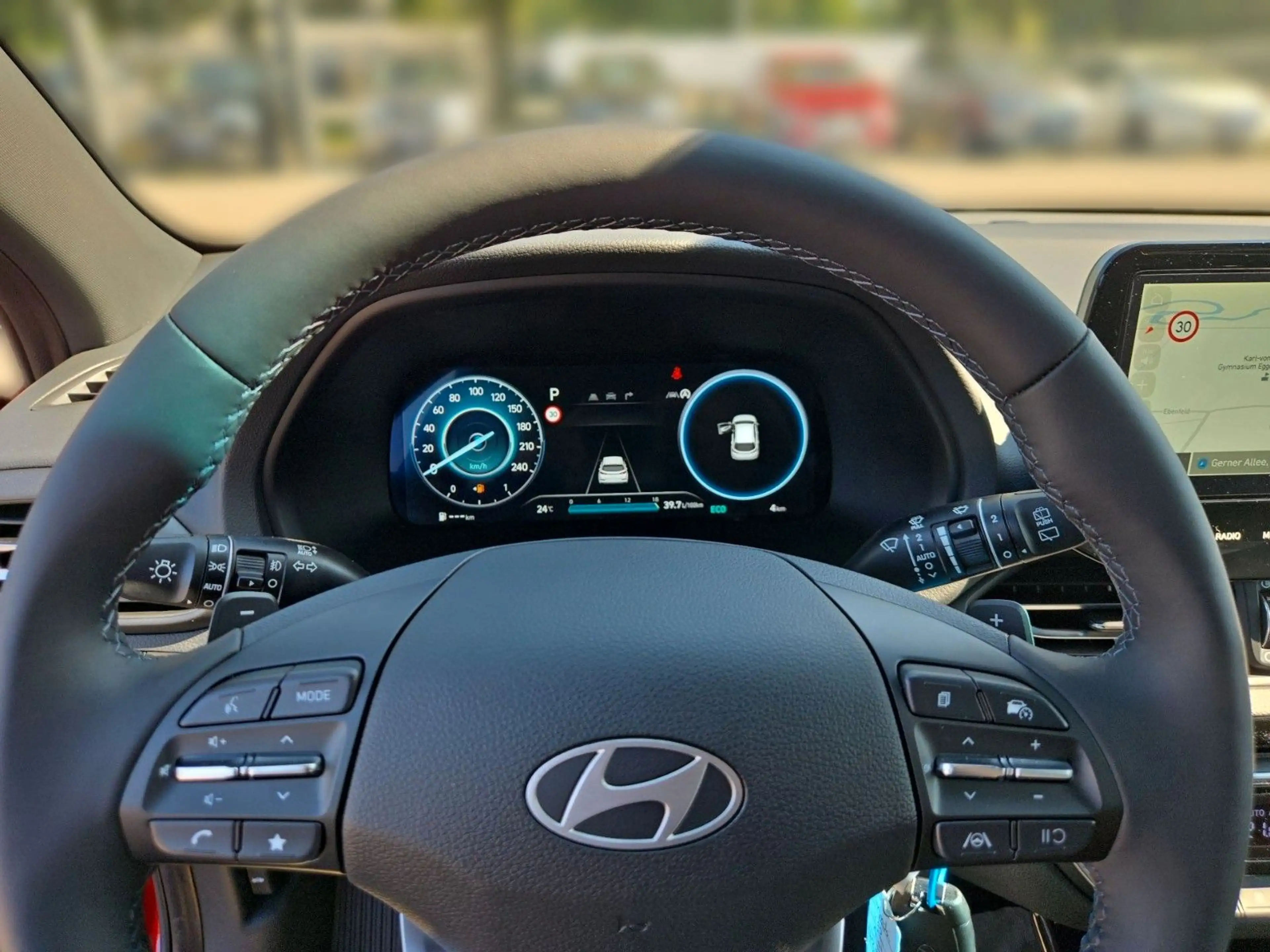 Hyundai i30 Advantage Mild-Hybrid 140PS Automatik *NAVI* — photo 8