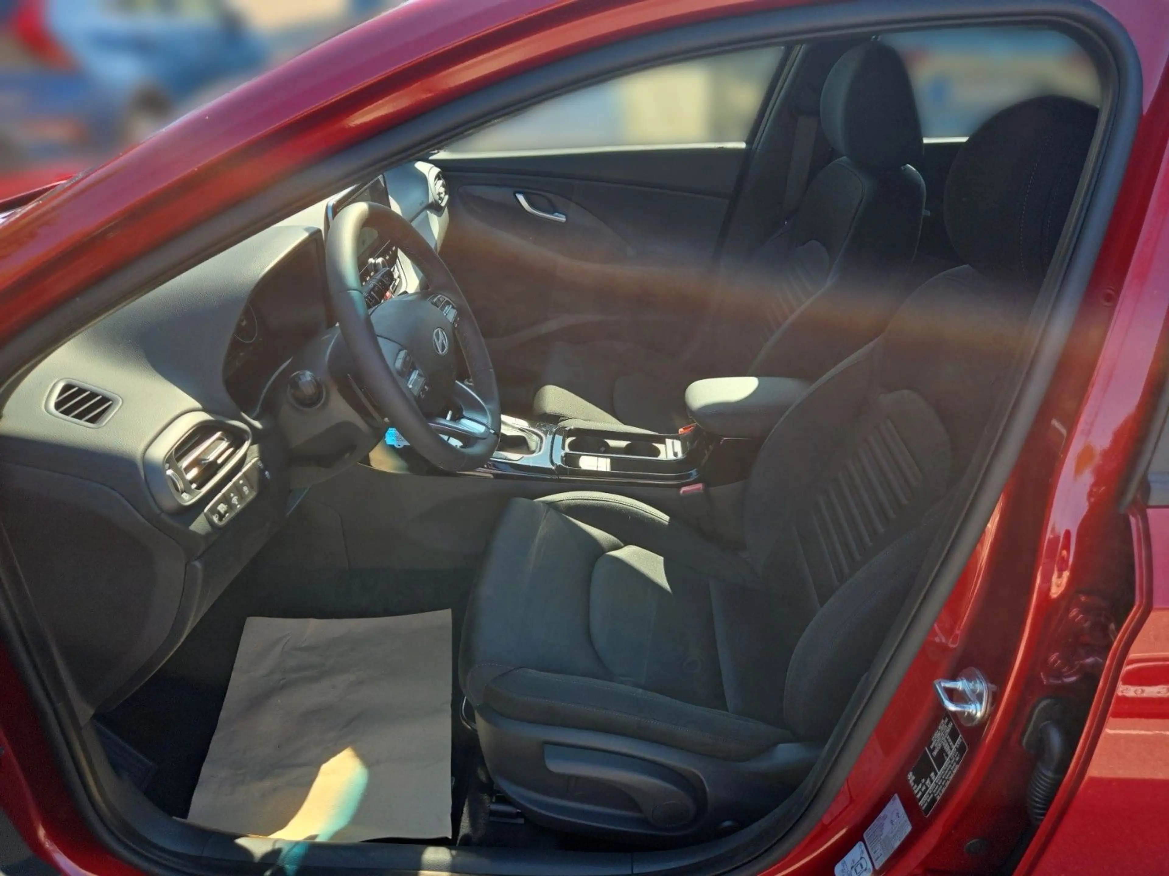Hyundai i30 Advantage Mild-Hybrid 140PS Automatik *NAVI* — photo 7