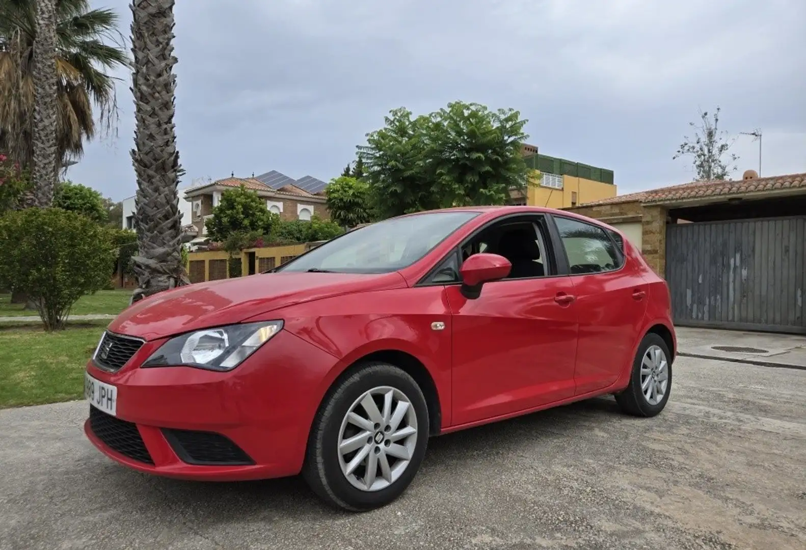 SEAT Ibiza 1.0 Reference 75 Rojo - 1