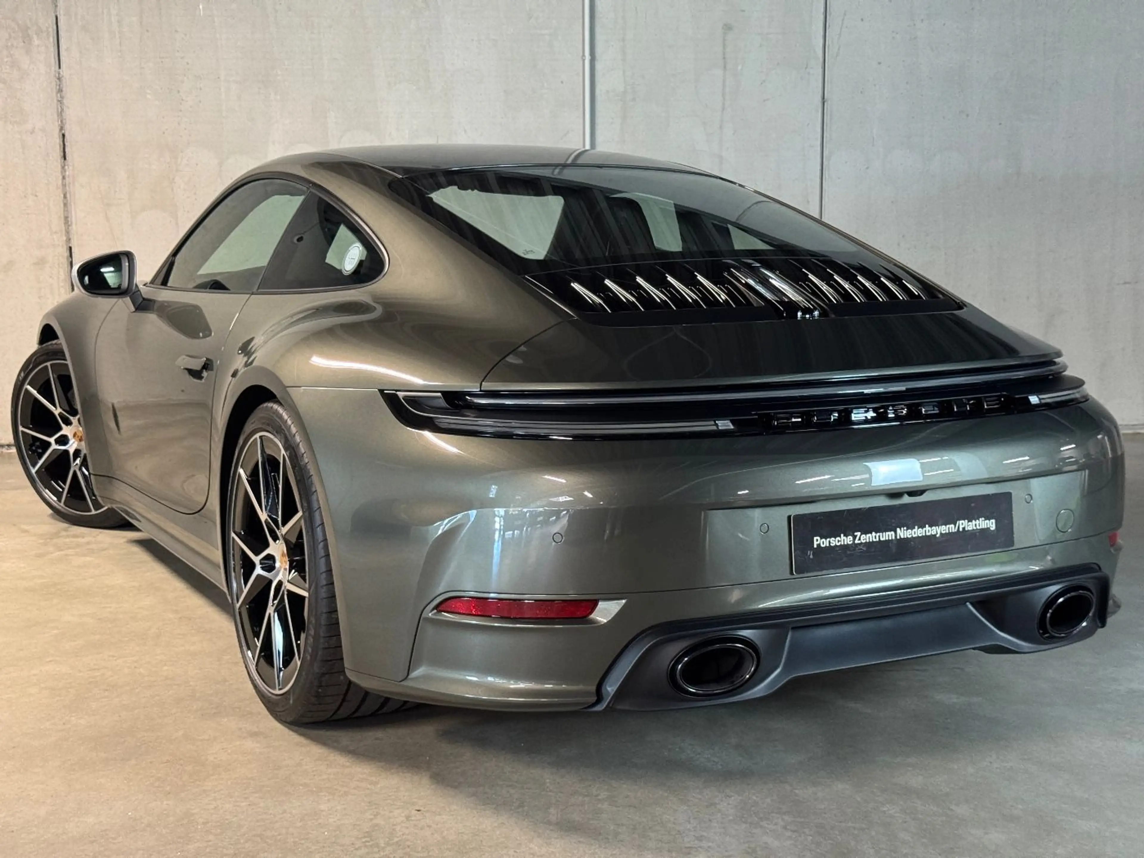 Porsche 992 (911) Carrera T | SportDesign Paket | BOSE | — photo 4