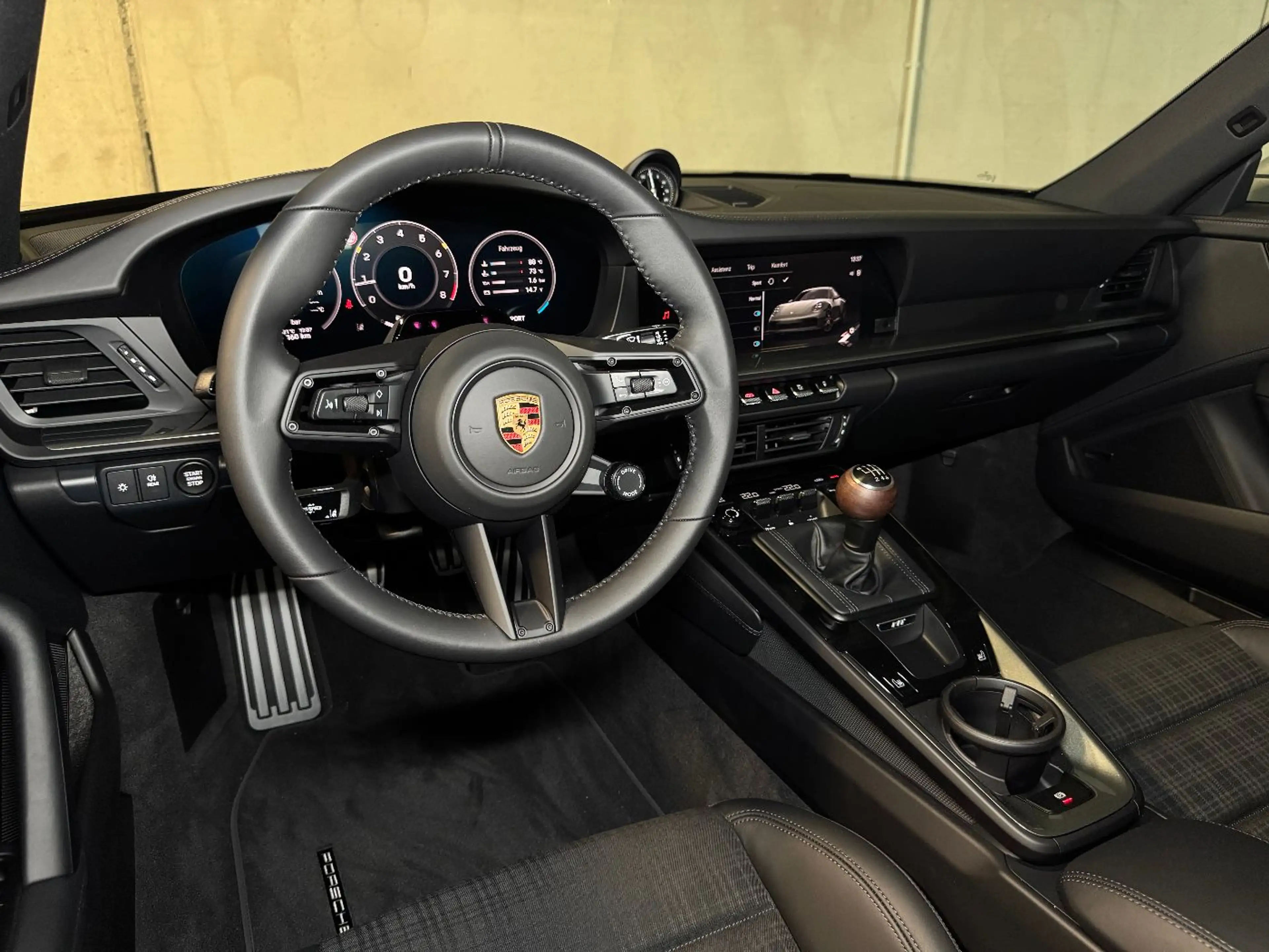 Porsche 992 (911) Carrera T | SportDesign Paket | BOSE | — photo 13