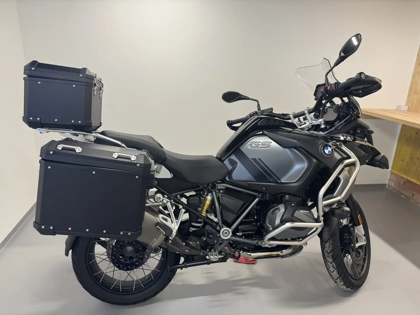 BMW R 1250 GS Adventure Schwarz - 2