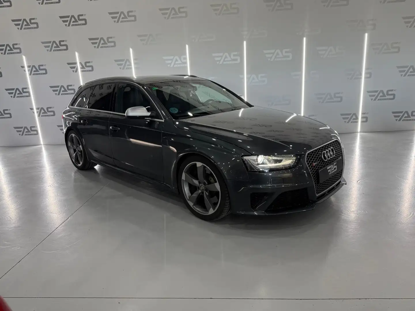 Audi RS4 Avant 4.2 FSI 450cv quattro Gris - 2