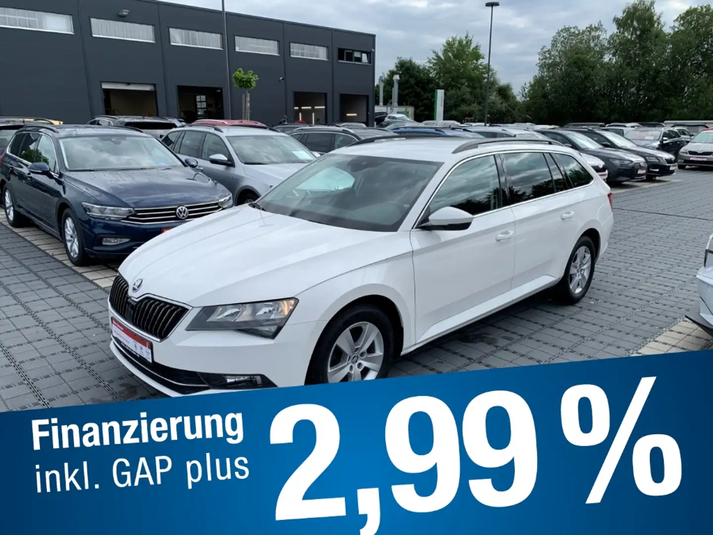 Skoda Superb Combi Ambition 2.0 TDI Alu Navi Klimaautomatik Weiß - 1