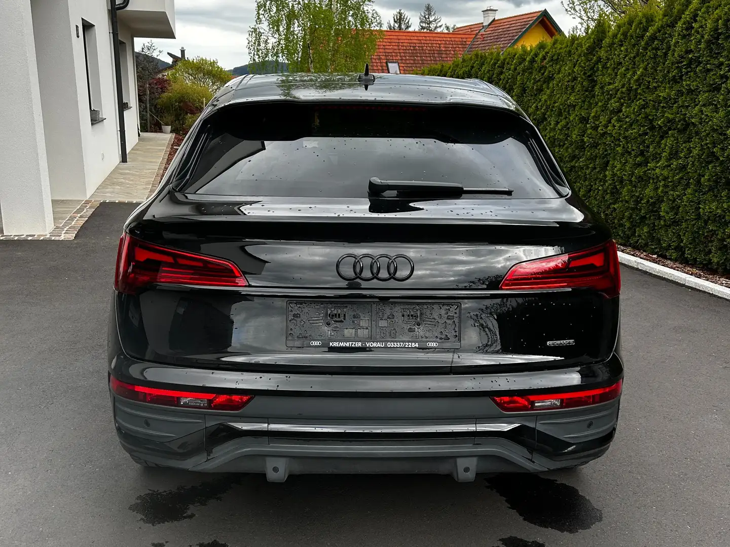 Audi Q5 Sportback 50 TFSI e quattro S-line S-tronic Schwarz - 2