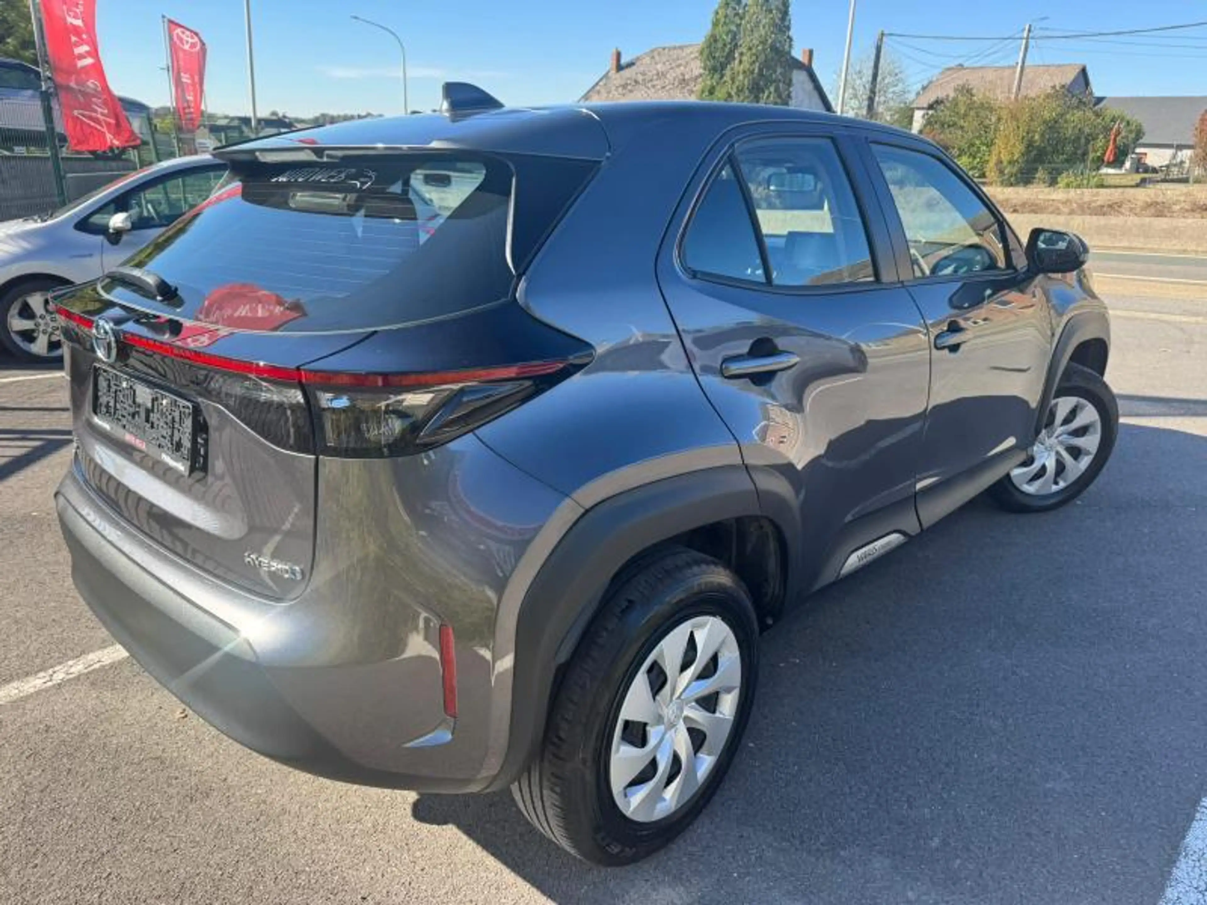 Toyota Yaris Cross 1.5  HEV 2WD CVT Dynamic — photo 4
