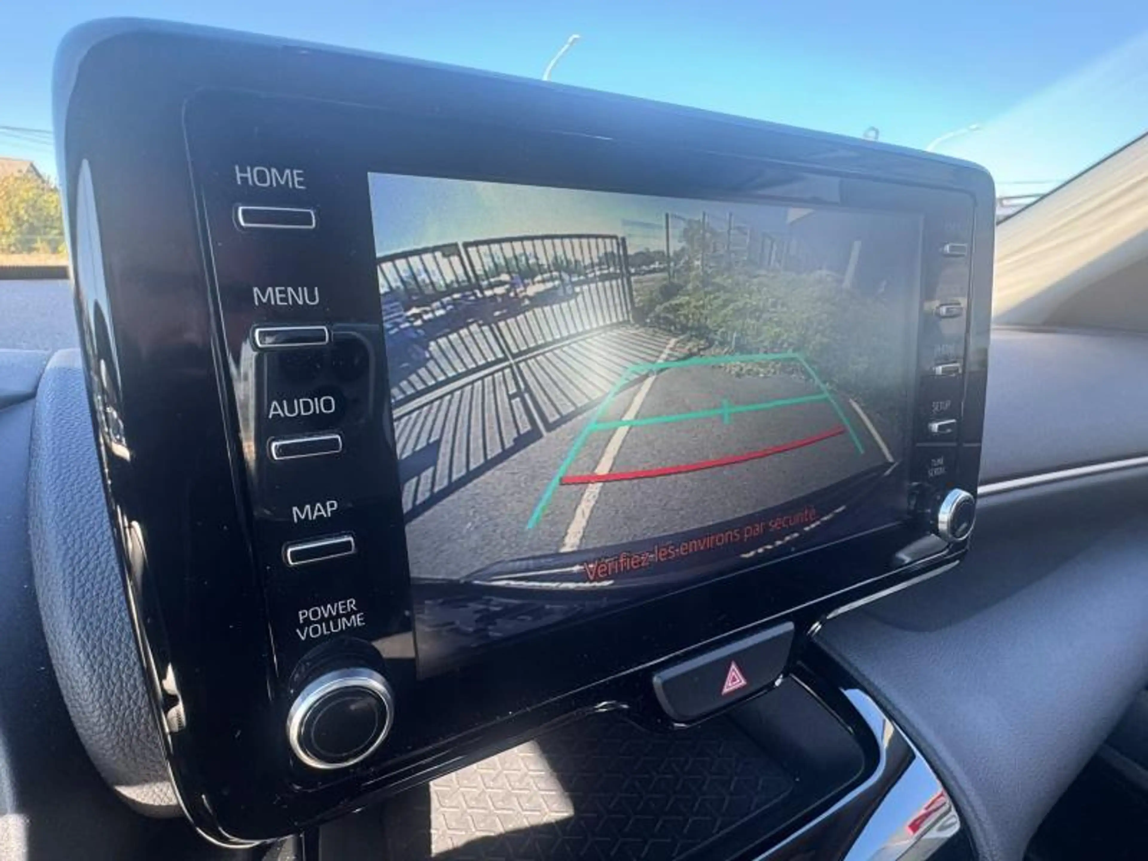 Toyota Yaris Cross 1.5  HEV 2WD CVT Dynamic — photo 13