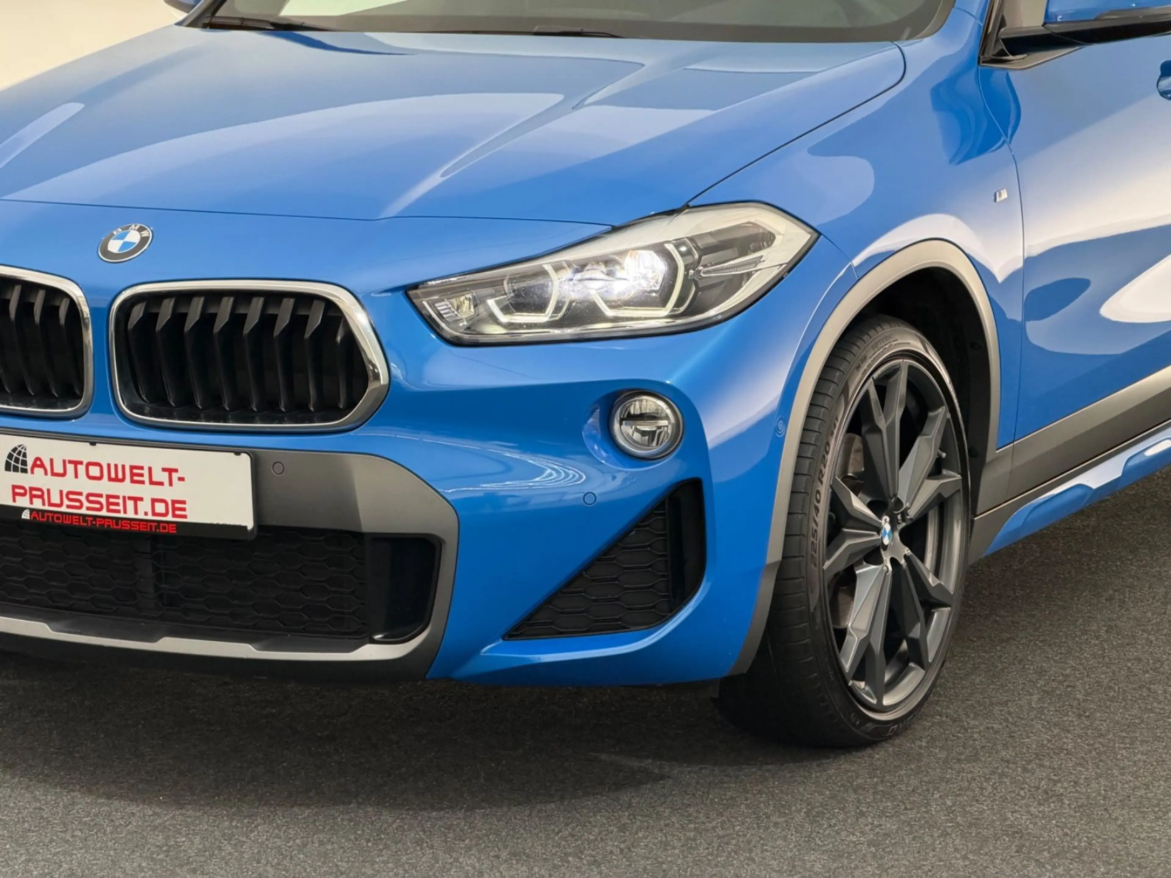 BMW X2 sDrive18d*M SPORT X*LED-R.KAM-HiFi-ACC-HUD-20 — photo 13