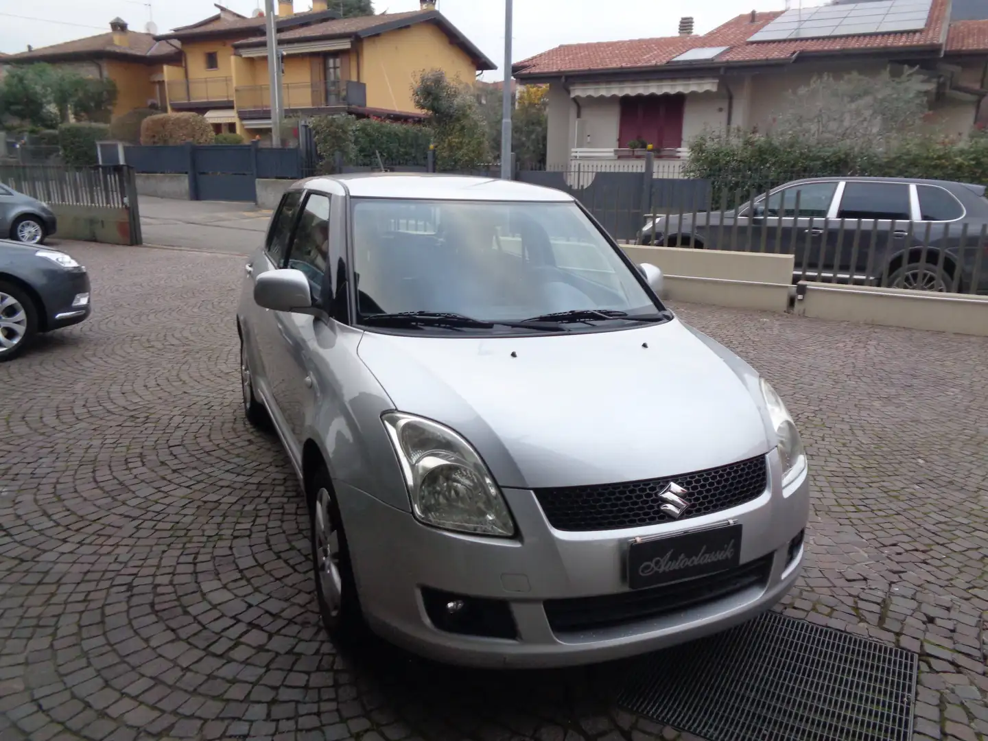 Suzuki Swift Swift  5p 1.3 16v GL 4x4 (OK NEO PATENTATI) Argento - 1
