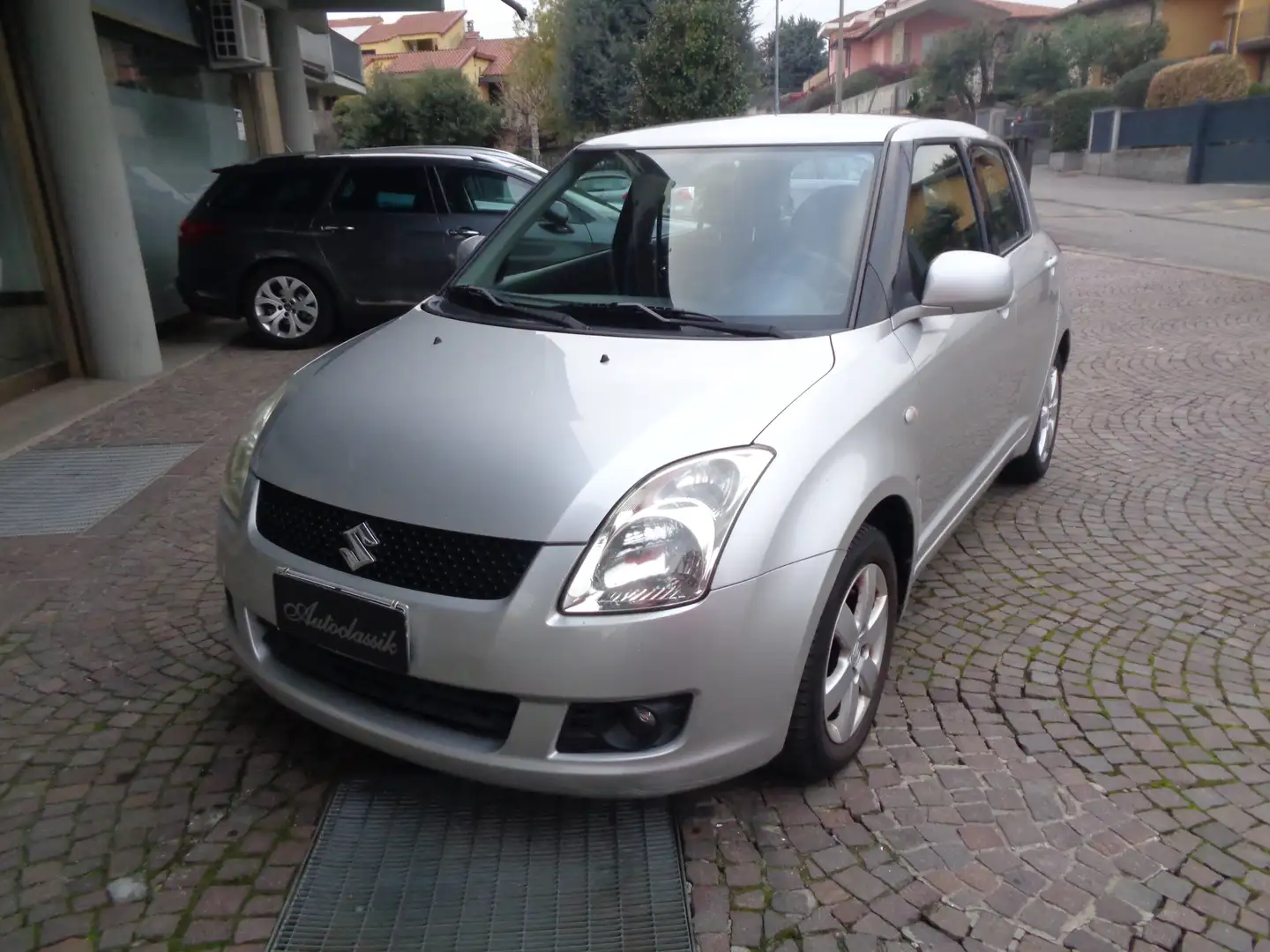 Suzuki Swift Swift  5p 1.3 16v GL 4x4 (OK NEO PATENTATI) Argento - 1