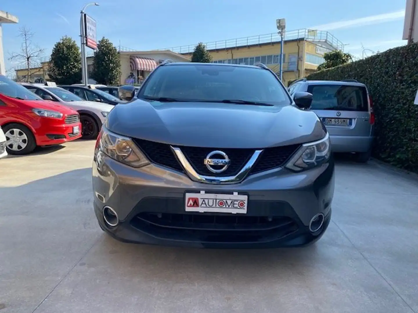 Nissan Qashqai Qashqai 1.6 dci Tekna 2wd 130cv Grijs - 2