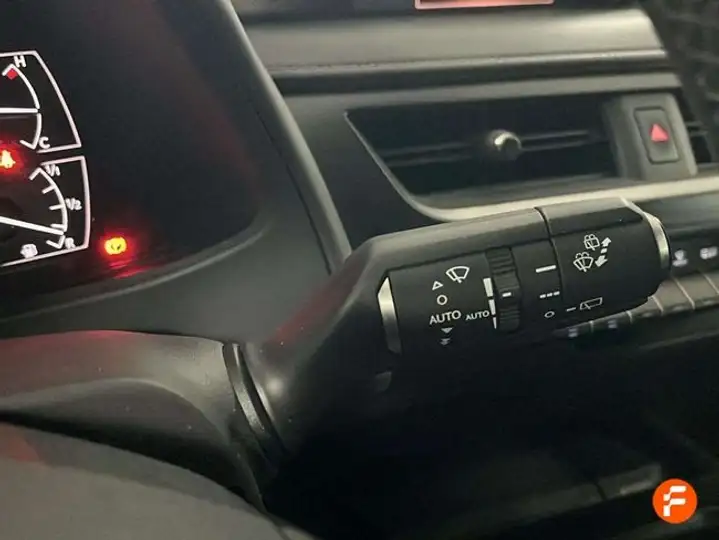 Lexus UX 250h BUSINESS 2022, foto 15