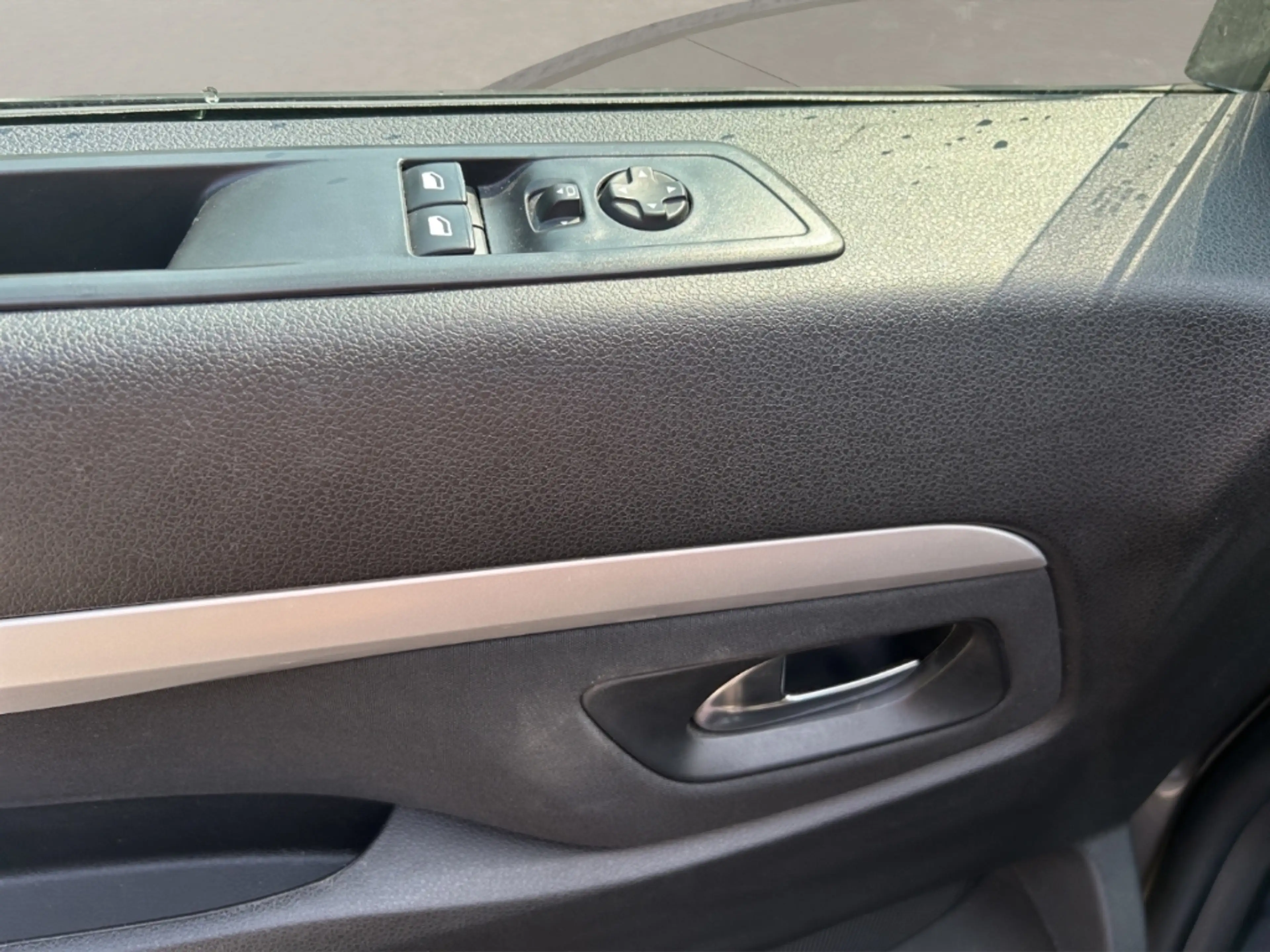 Peugeot Traveller Business,Climatronic,AHK,R.Kamera,Tempomat,Parksen — photo 9