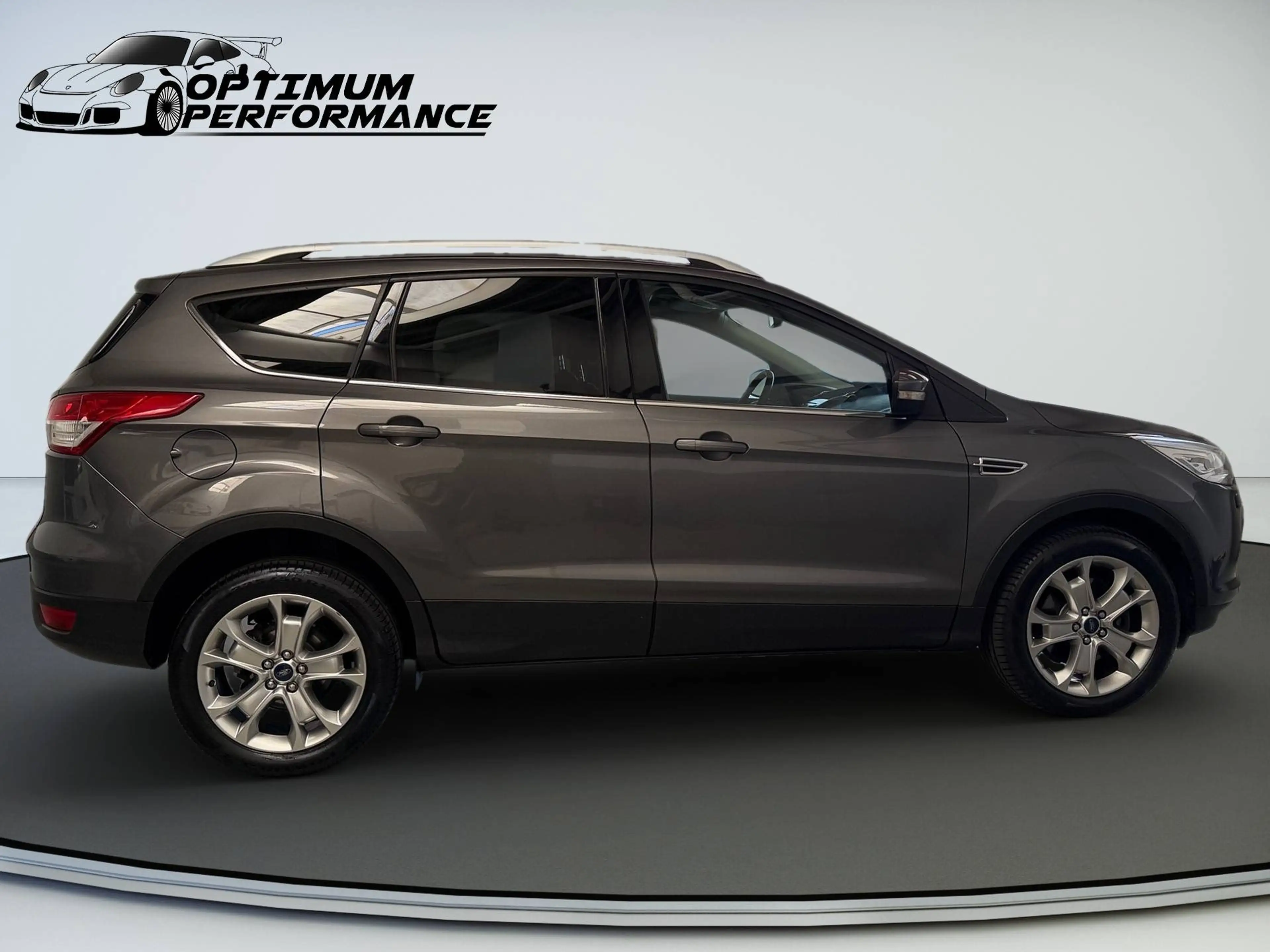 Ford Kuga Titanium ST-Line 2.0D 4WD — photo 7