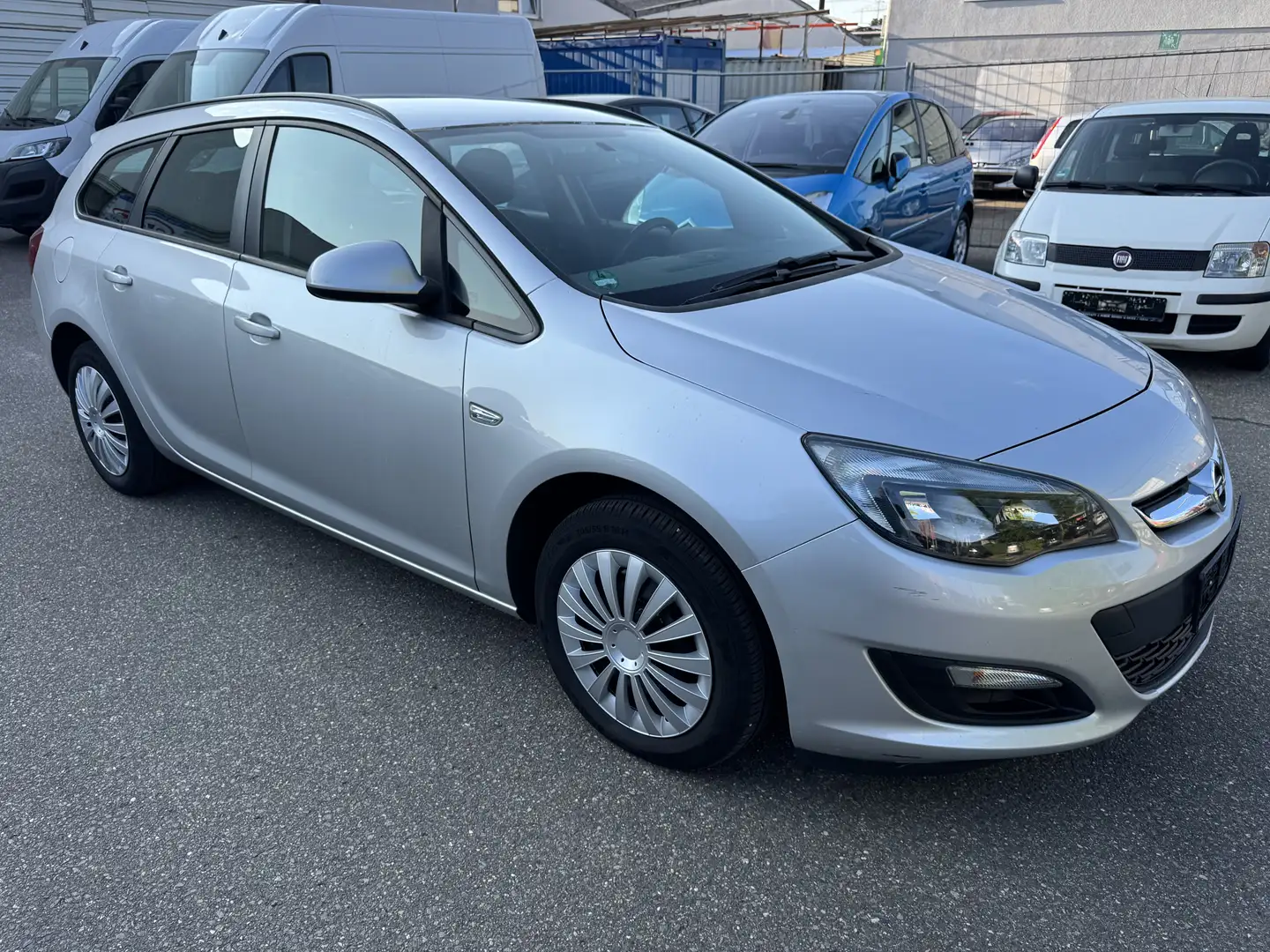 Opel Astra Edition TÜV Neue.  Zahnriemen Neue siva - 2