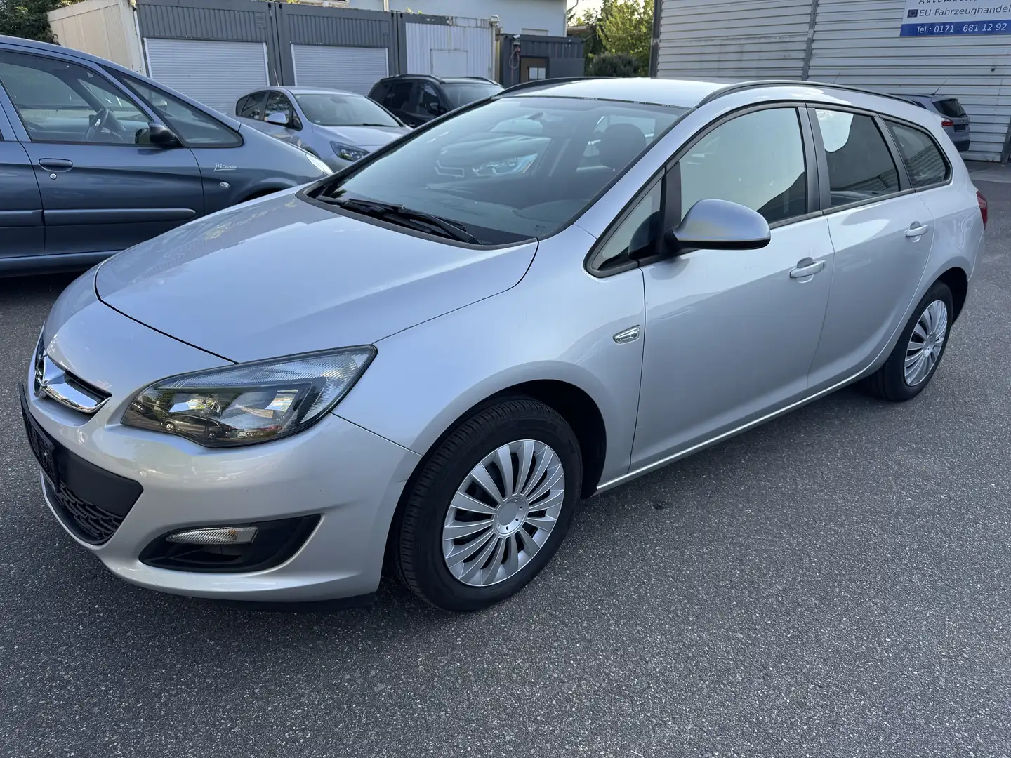 Opel Astra Edition TÜV Neue.  Zahnriemen Neue siva - 1