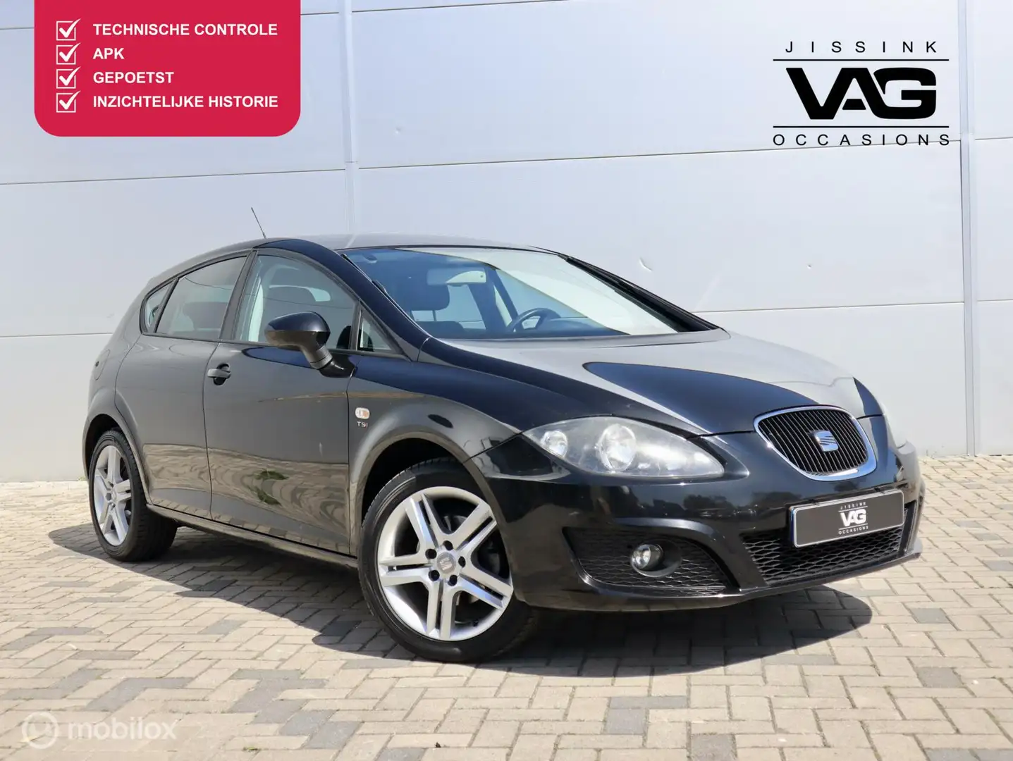 SEAT Leon 1.2 TSI Clima Cruise Navi PDC NL Auto nette staat! Zwart - 1