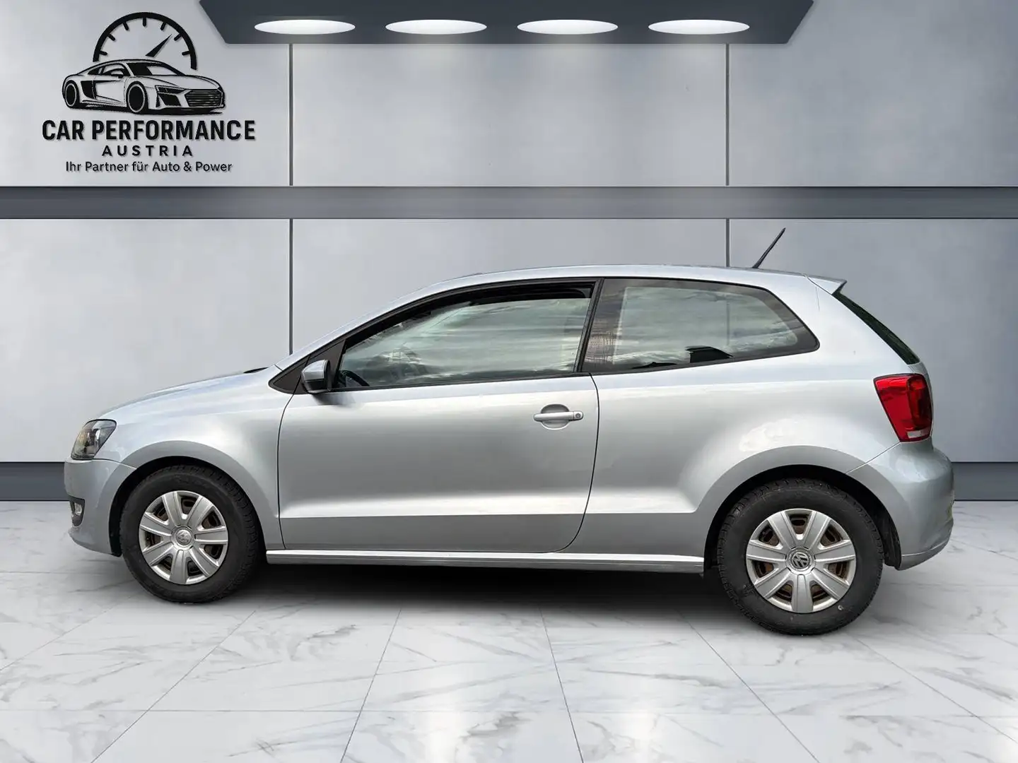 Volkswagen Polo Trendline Grau - 2