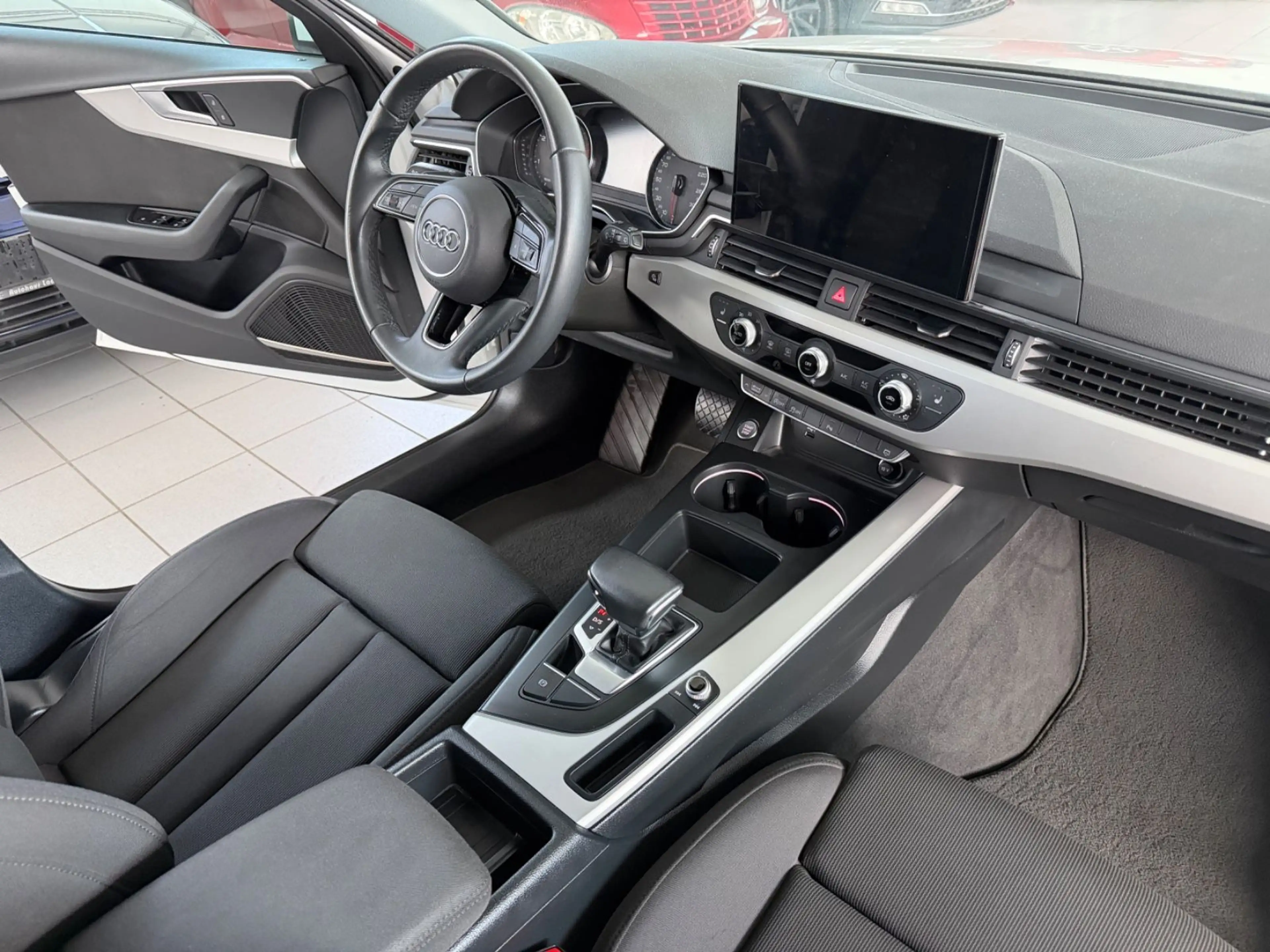 Audi A4 Avant 40 TDI DSG°AHK°LED°NAVI°STANDHZG.° — photo 21