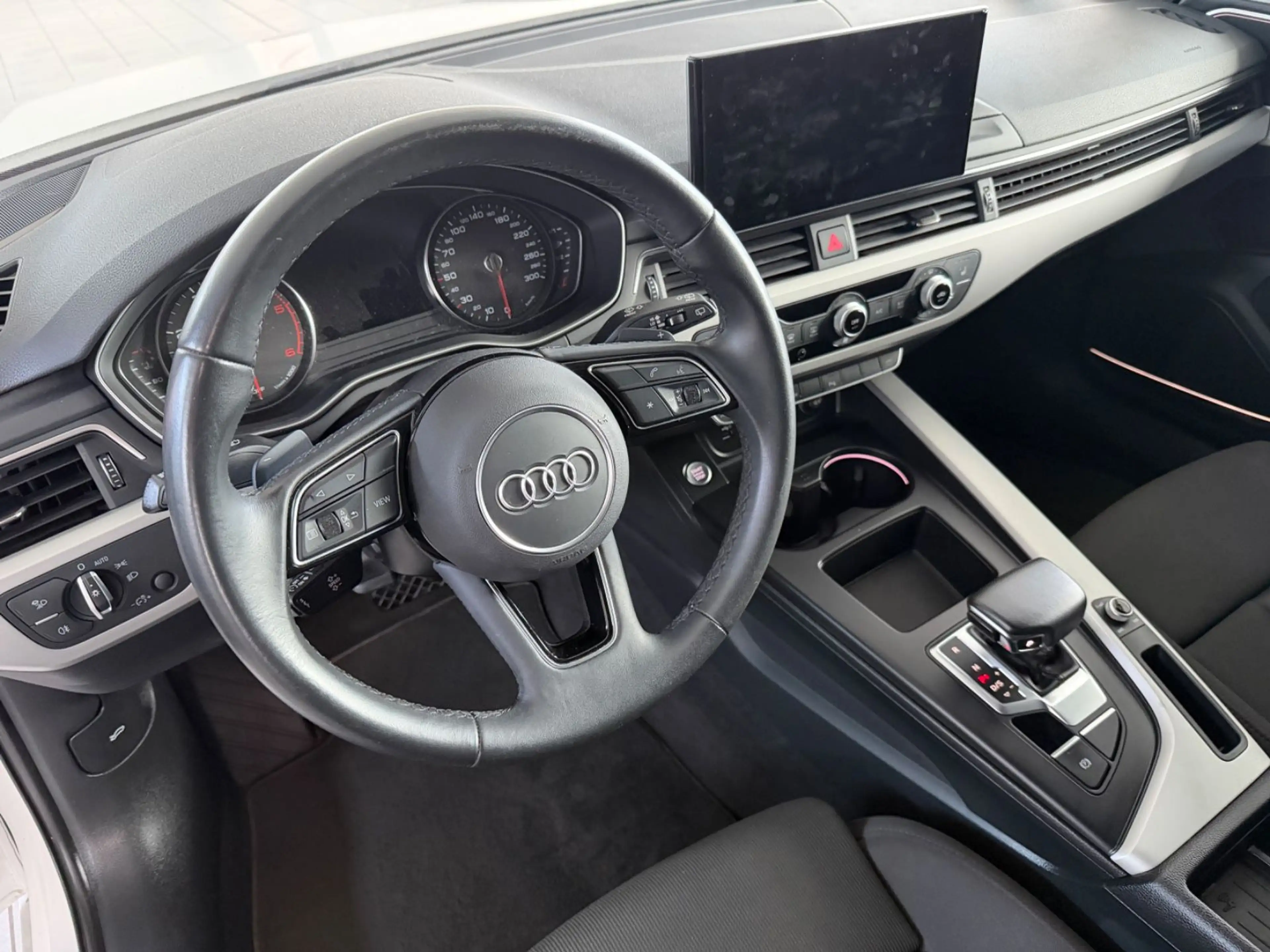 Audi A4 Avant 40 TDI DSG°AHK°LED°NAVI°STANDHZG.° — photo 23