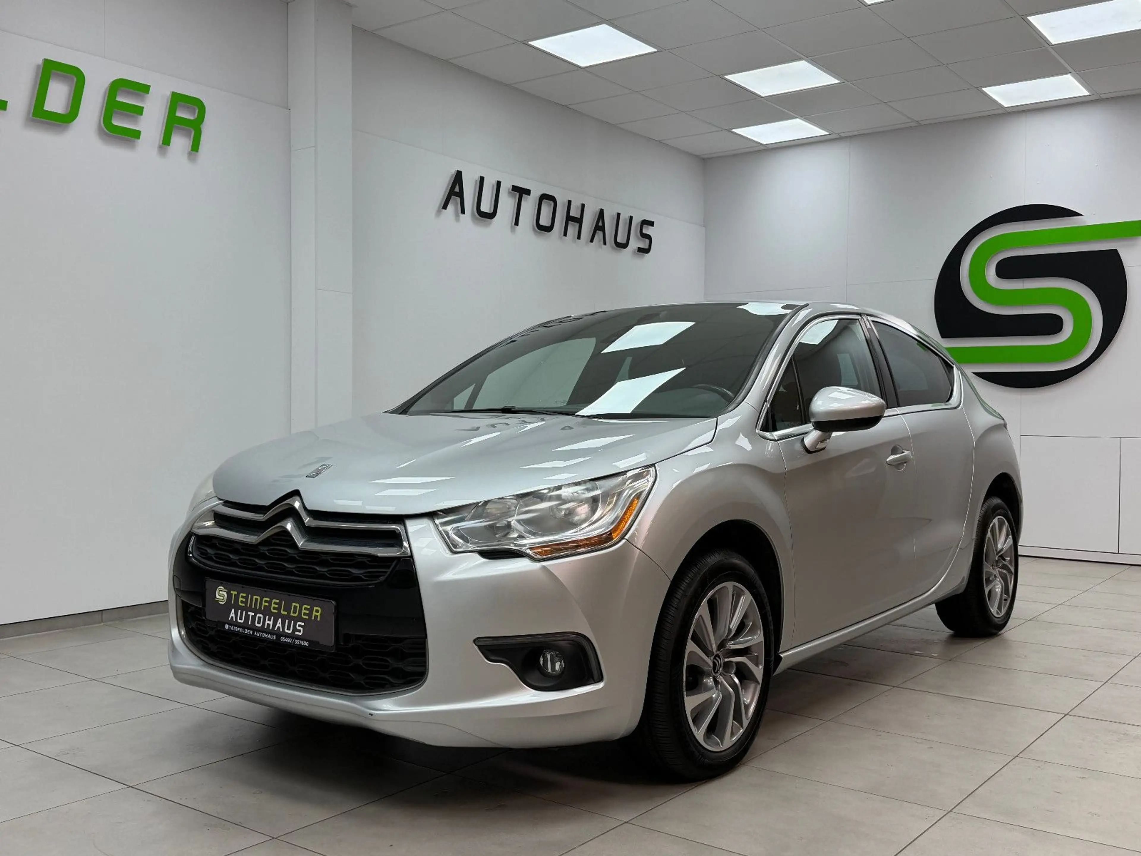 Citroen DS4 SoChic TEMPOMAT / MASSAGESITZE / SITZHEIZUNG — photo 3