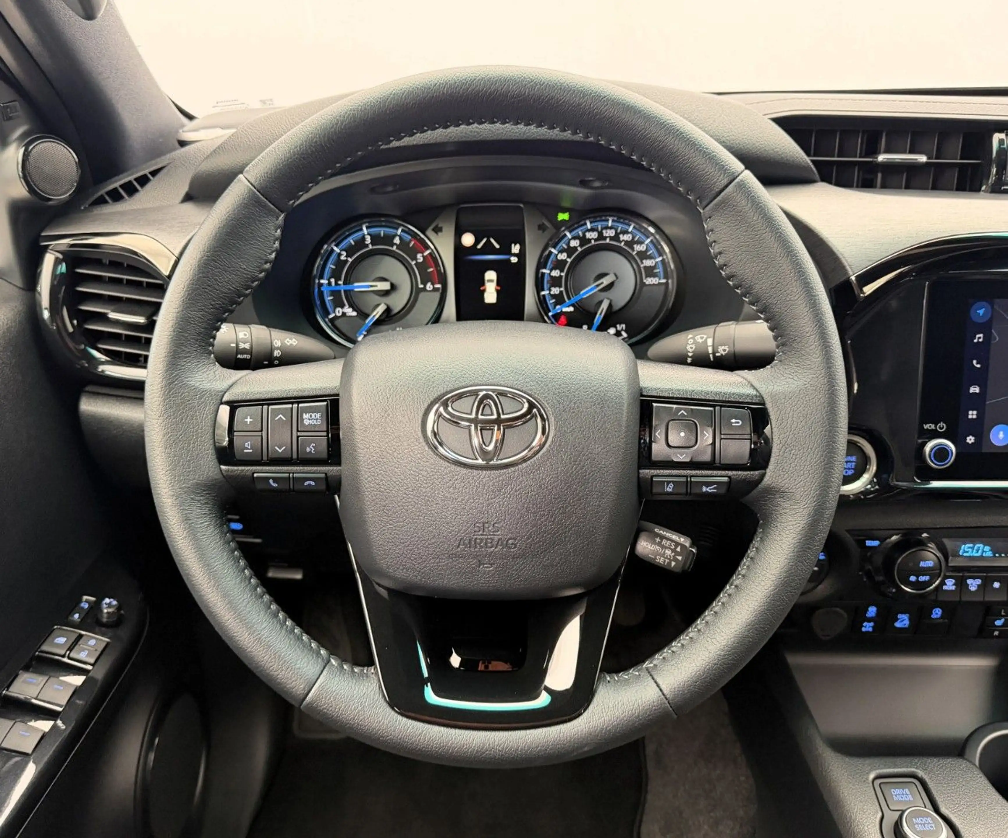Toyota Hilux 2.8 D4-D Invincible °Mild HYBRID°AHK°Wanne — photo 9