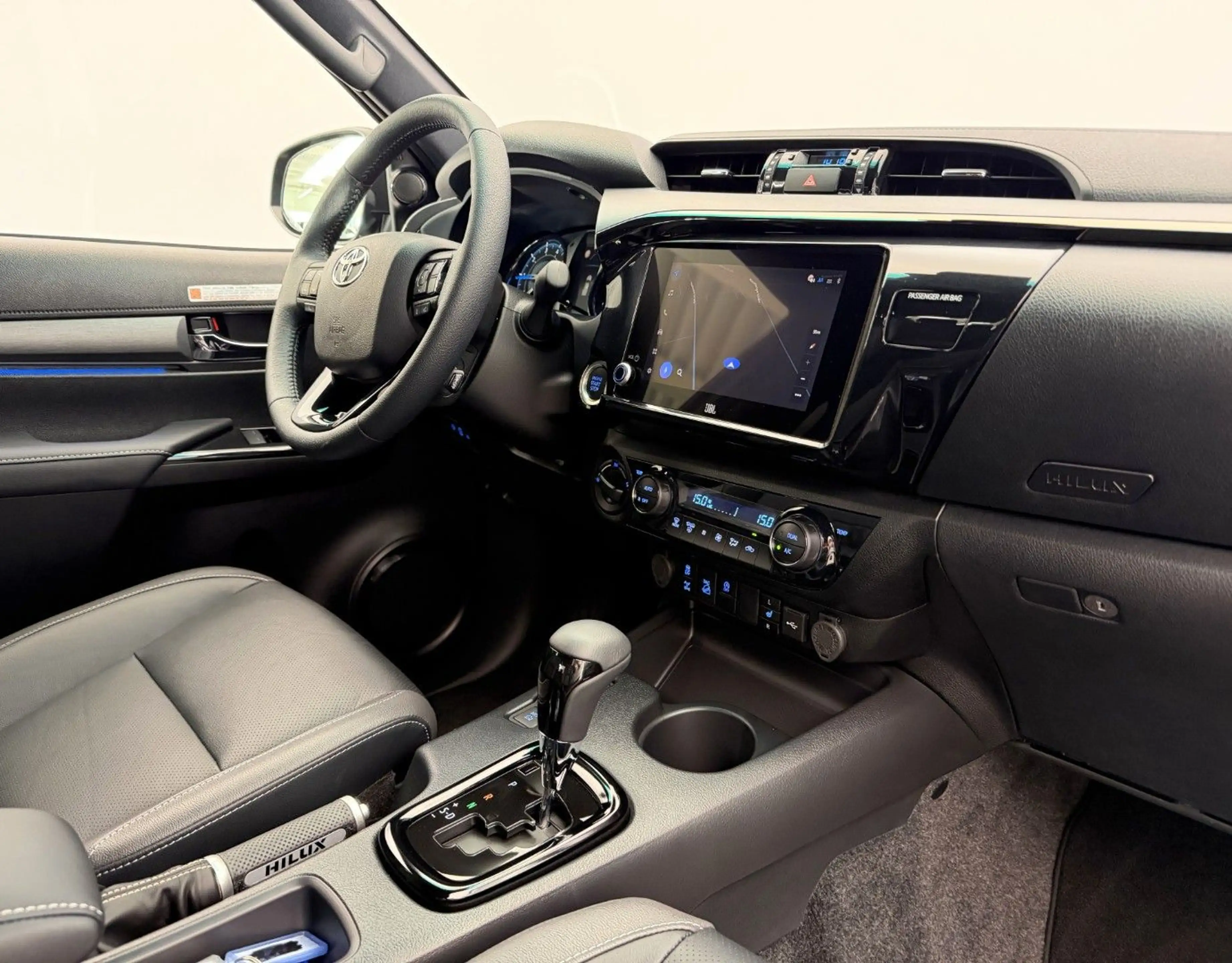 Toyota Hilux 2.8 D4-D Invincible °Mild HYBRID°AHK°Wanne — photo 11