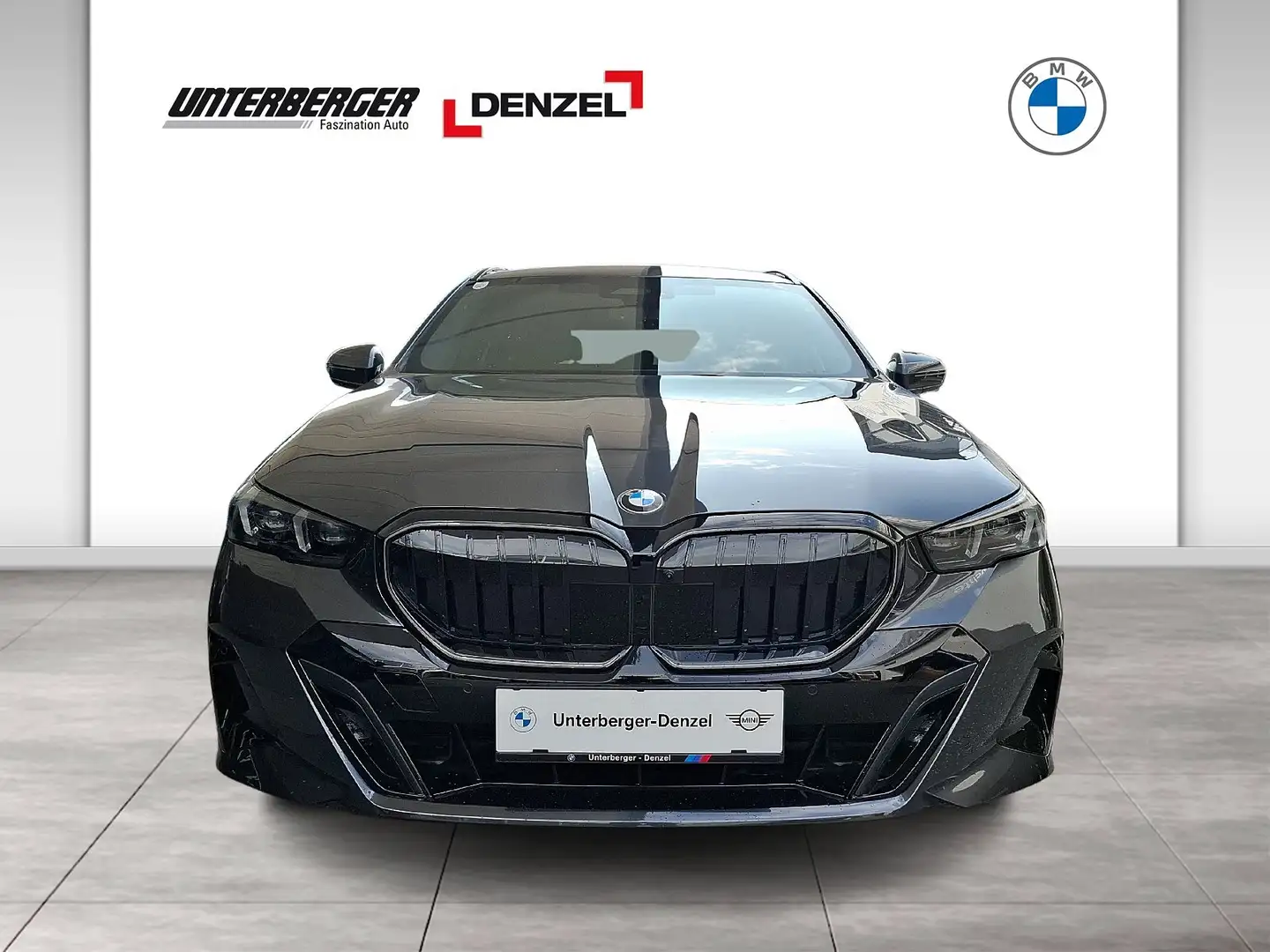 BMW 520 d xDrive Touring M Sportpaket Серый - 2