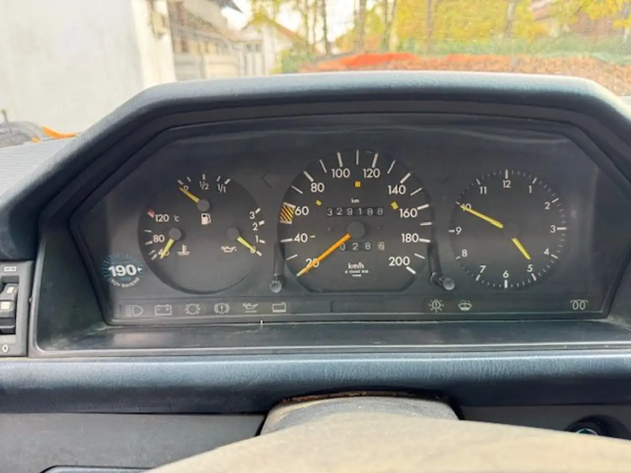 Mercedes-Benz Baureihe 124 E-Klasse D 124W, foto 2