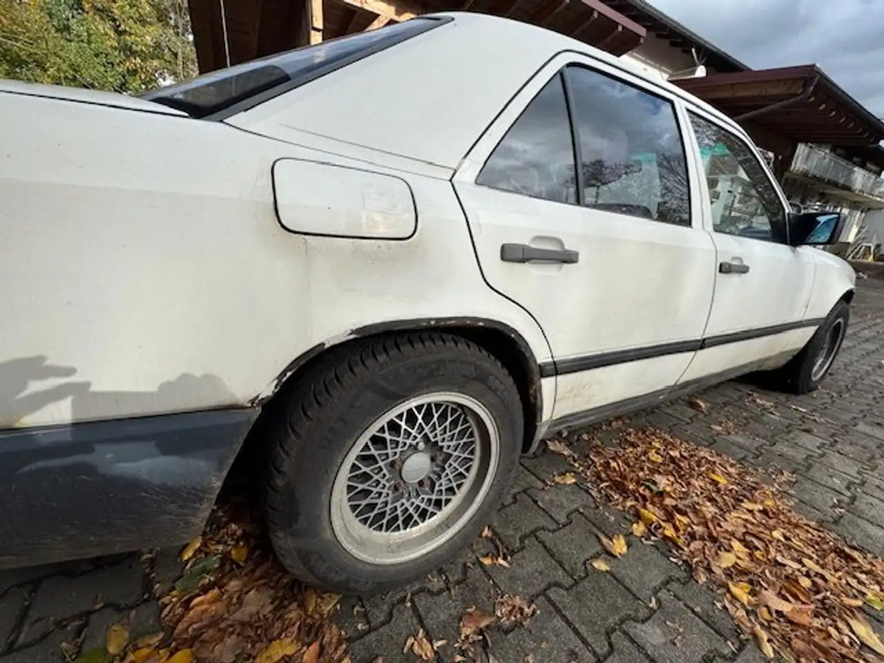 Mercedes-Benz Baureihe 124 E-Klasse D 124W, foto 7