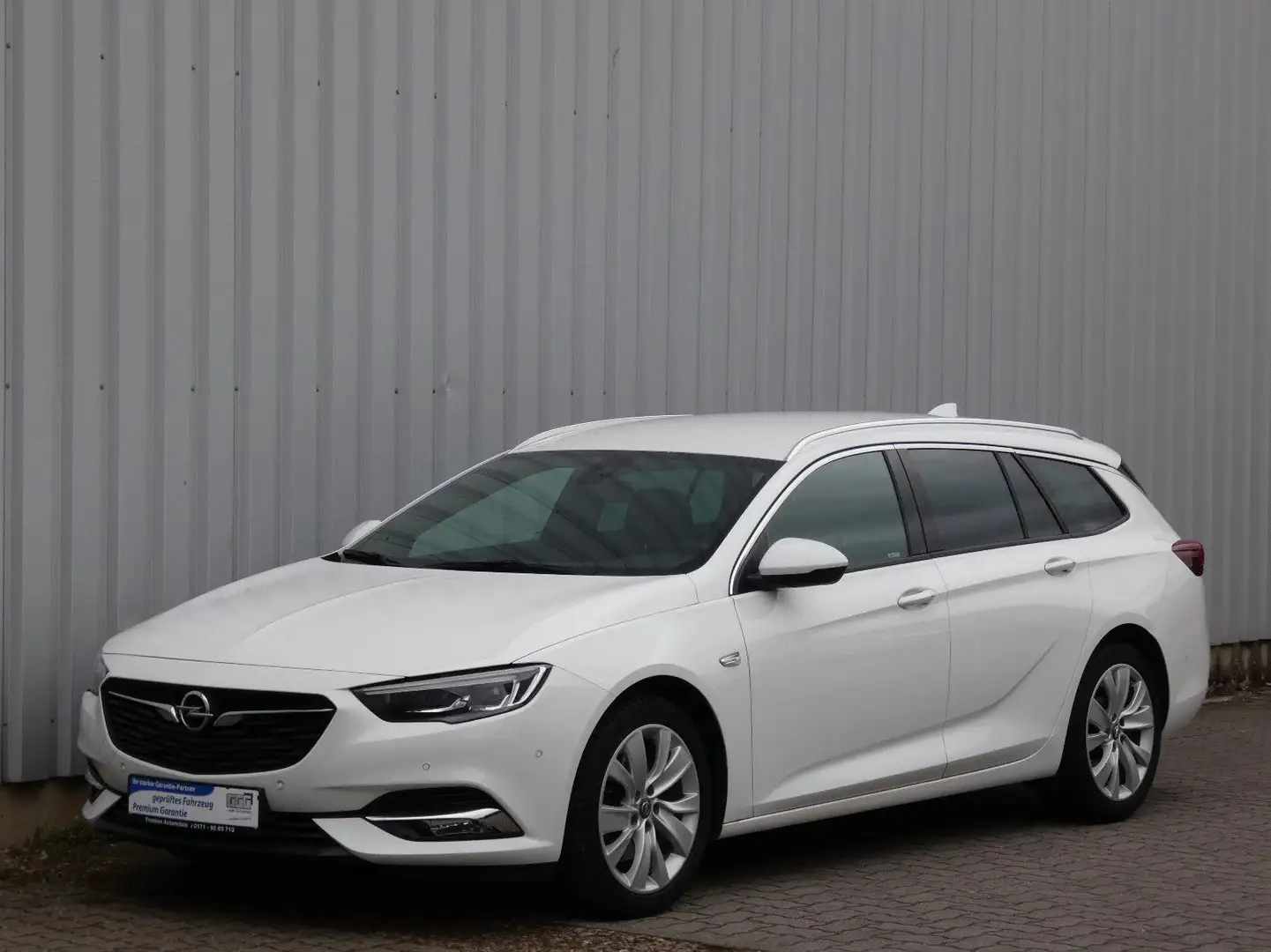 Opel Insignia B Sports Tourer Dynamic-Leder-Navi-LED Weiß - 2