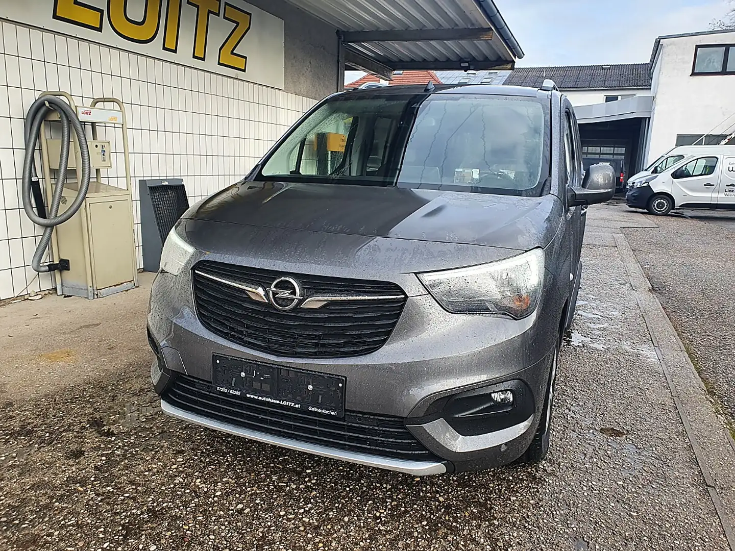 Opel Combo Life Combo -e Life XL 50 kWh Elegance Plus Grau - 2