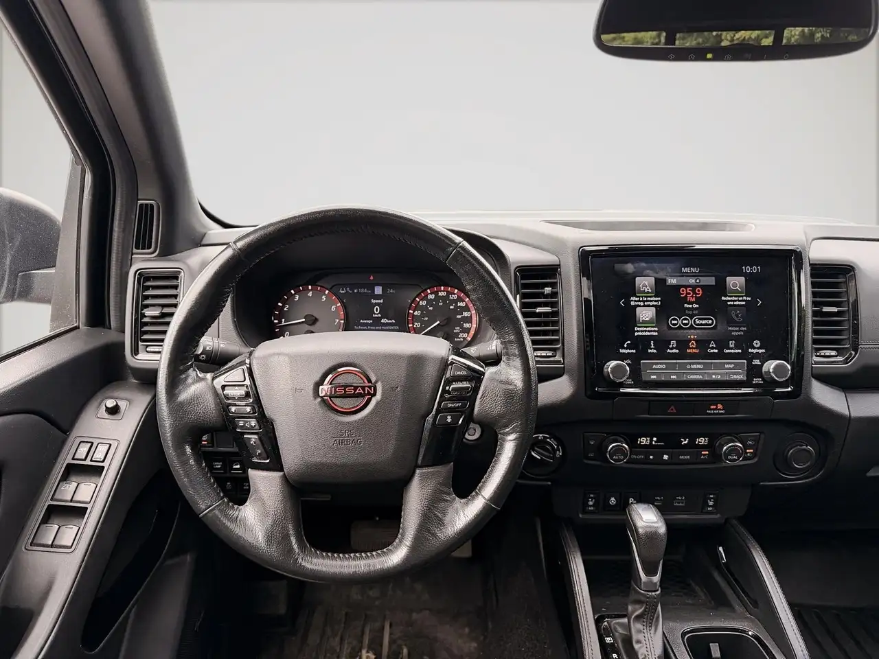 Nissan Frontier снимка Nissan Frontier