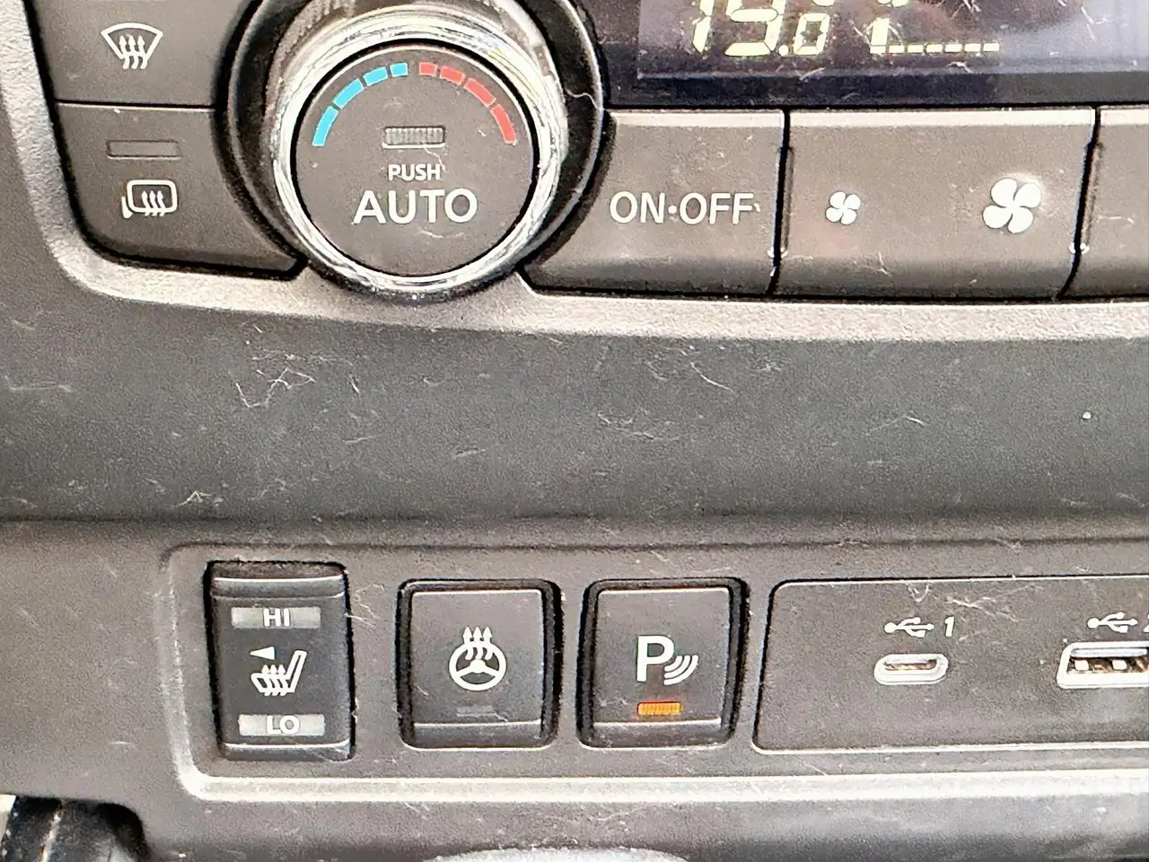 Nissan Frontier снимка Nissan Frontier