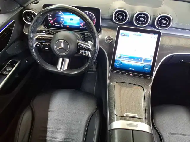 Mercedes-Benz C-Class view 5