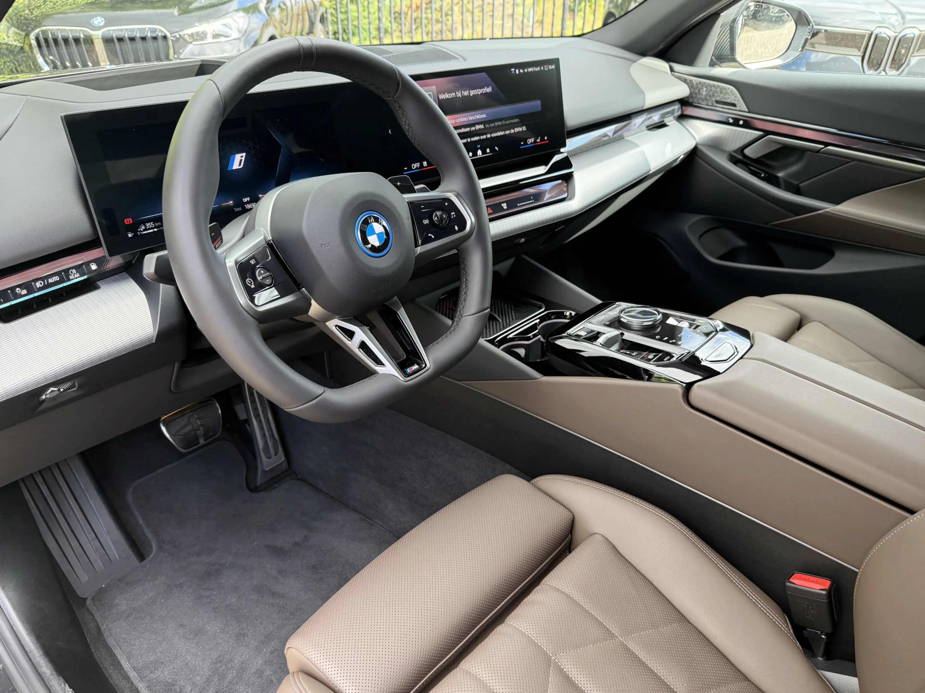 BMW 550 5-serie 550e xDrive | M-Sport | 20'' | CoPilot | B — photo 10