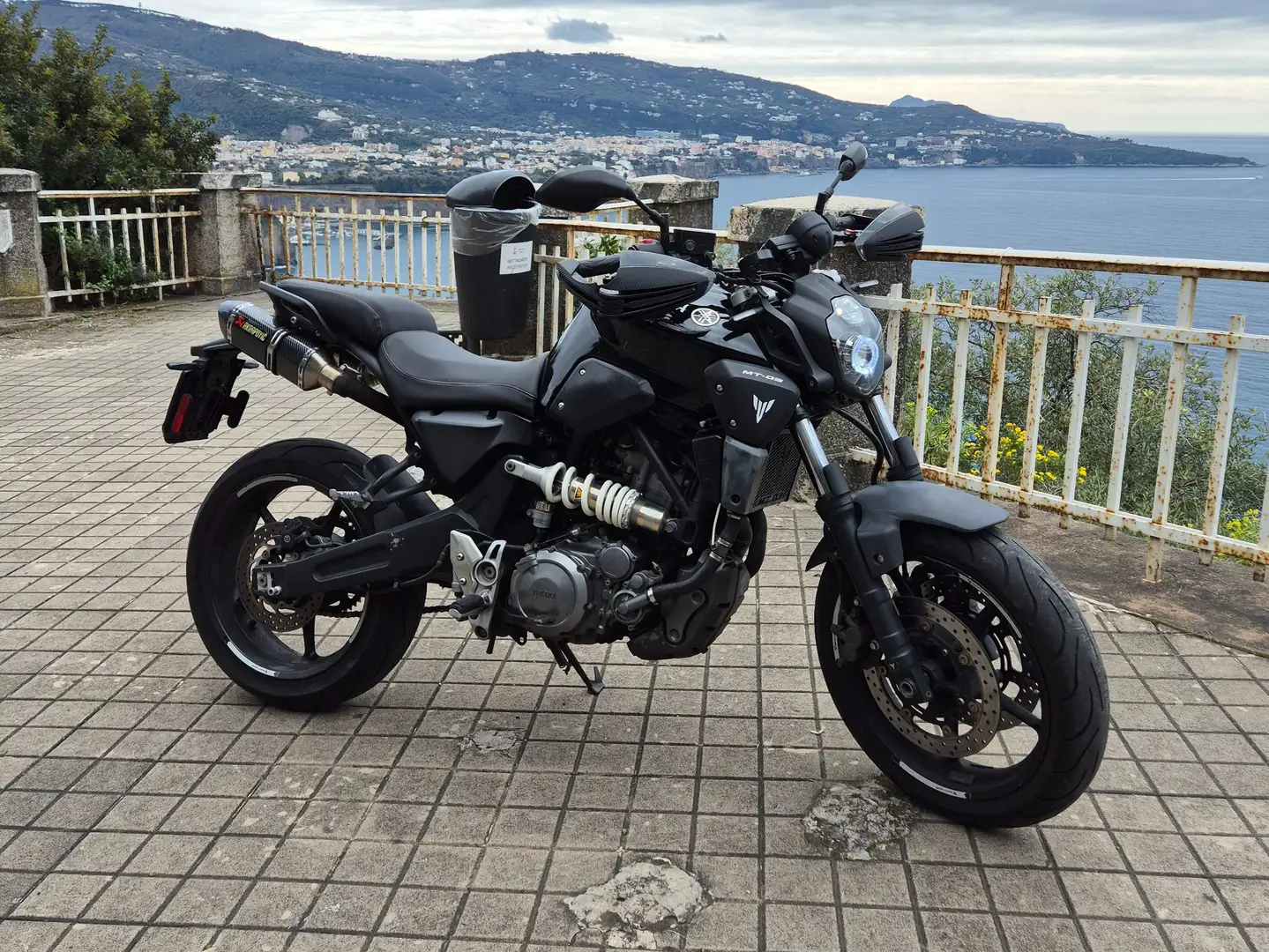 Yamaha MT-03 660 + assicurazione inclusa Negru - 1
