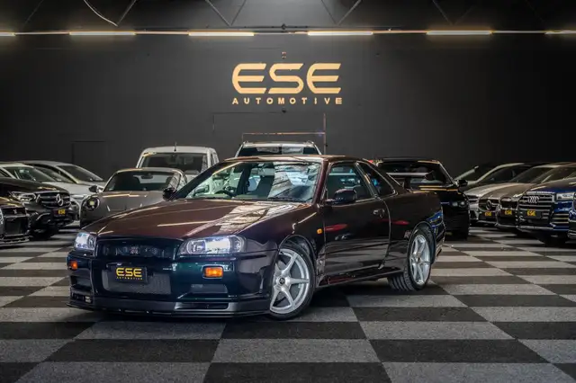 Nissan Skyline R34 GTR V-spec Midnight Purple II