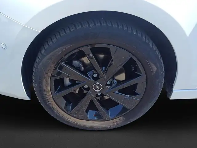 Opel Corsa view 8