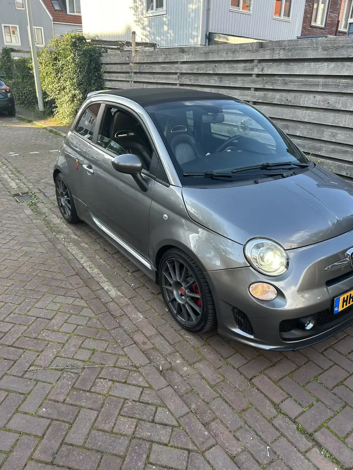 Fiat 500 Abarth 1.4-16V — photo 1 of 18
