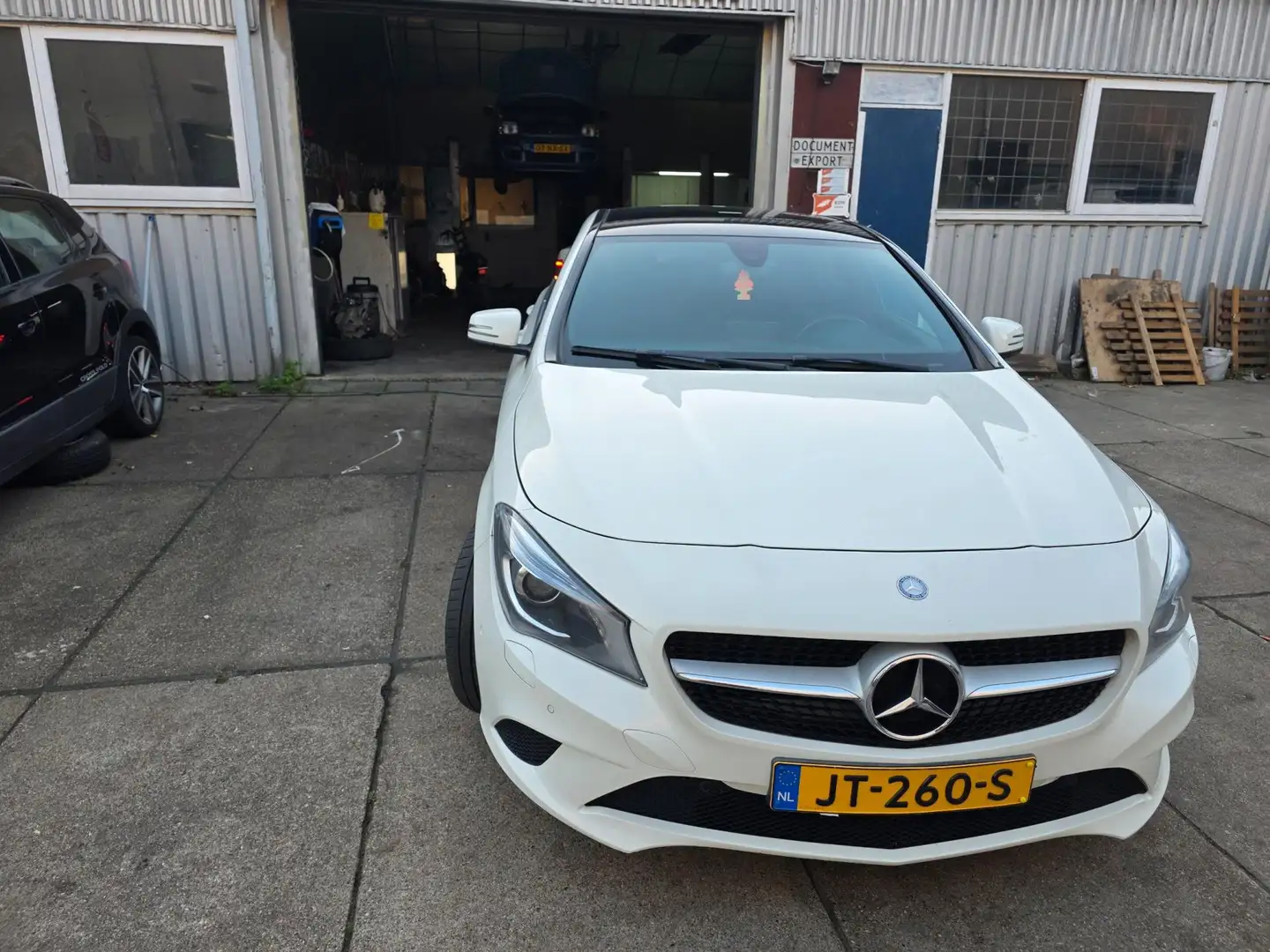 Mercedes-Benz CLA 200 Shooting Brake d Lease Edition Ambition Wit - 1